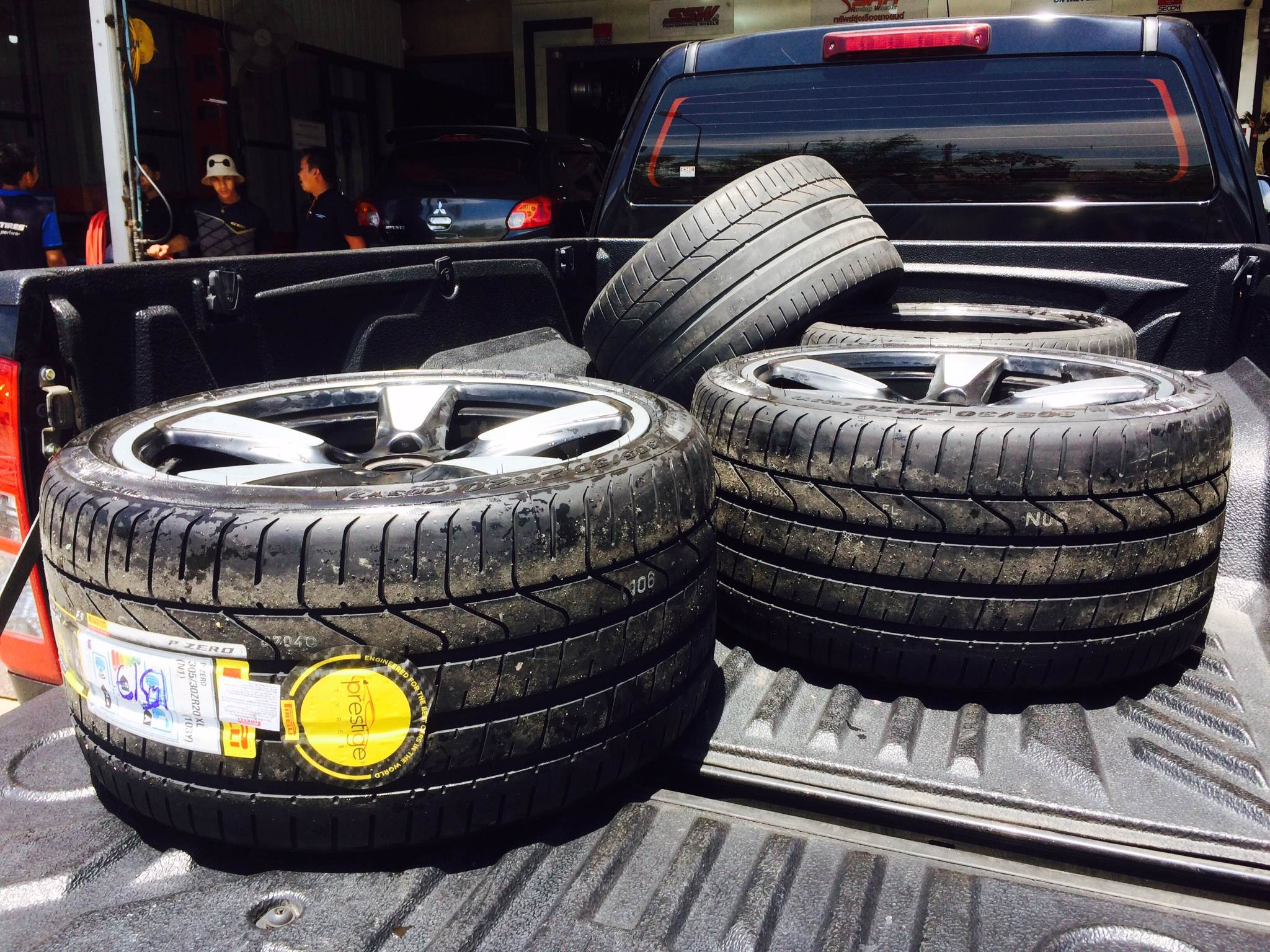 ยางใหม่ PIRELLI PZERO 305/30-20 ราคาพิเศษ