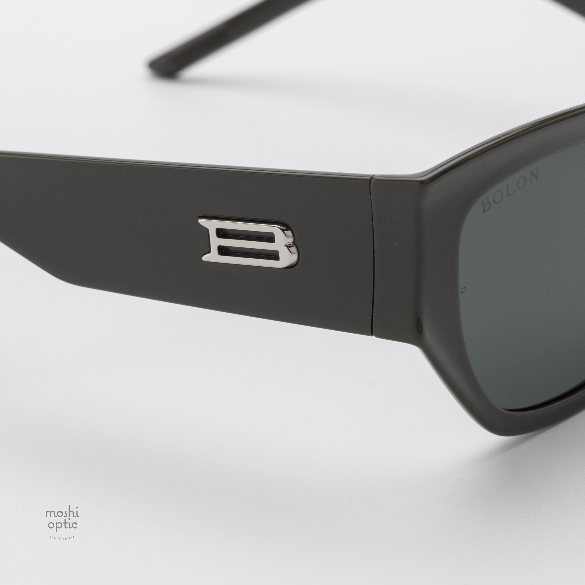 แว่นกันแดด BOLON รุ่น BX5008 Shadow C80 Mustard green