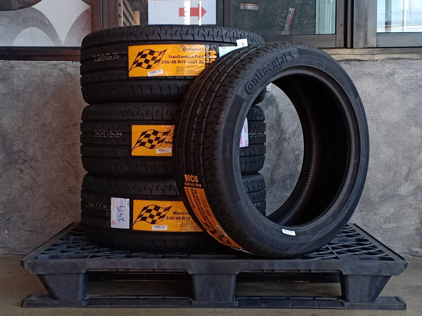 CONTINENTAL CONTACT MC6 245/45R19 ปี19
