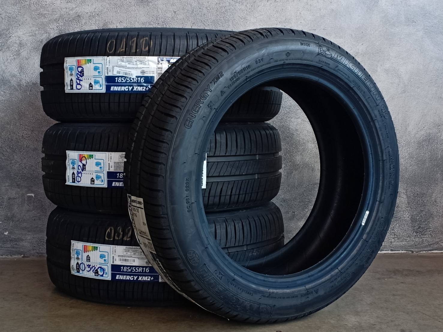 MICHELIN ENERGY XM2PLUS 185/55R16 ปี20 ใช้ดีมาก แนะนำ!
