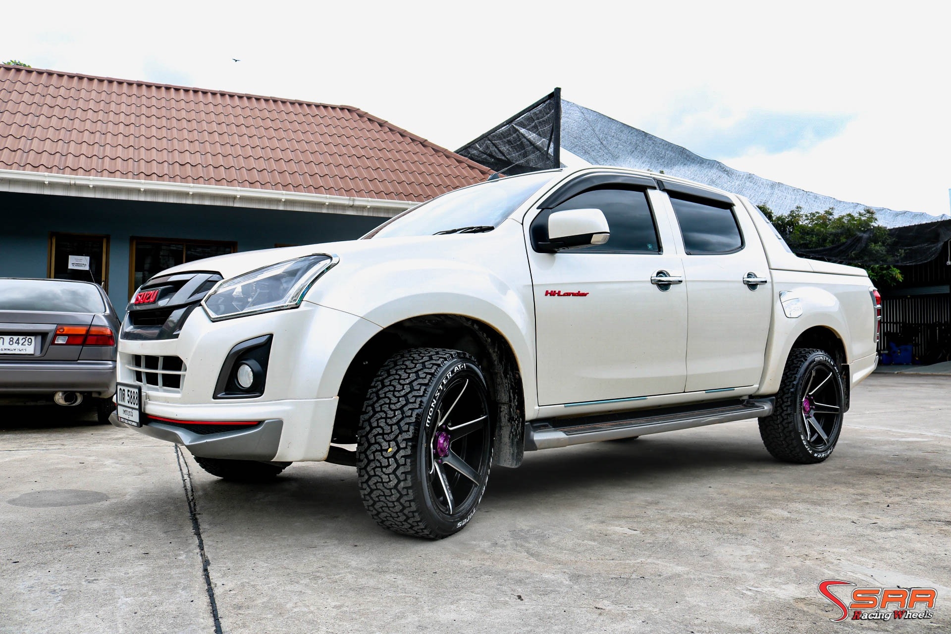 MONSTER AT-1 265/50R20 ปี20