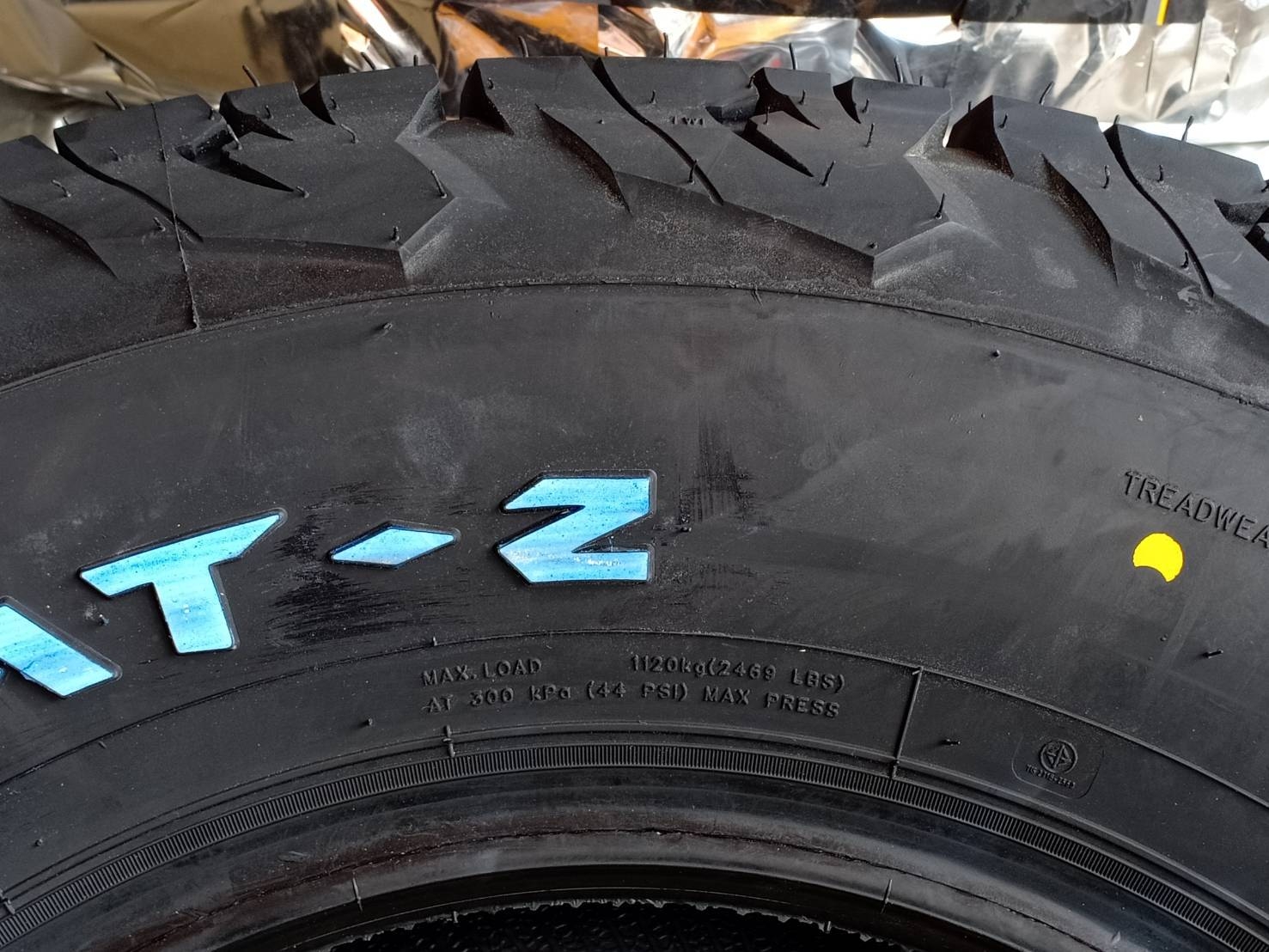 RAIDEN 265/70R16 MONSTER AT-2ต้องการส่วนลดราคาพิเศษ กรุณาสอบถาม