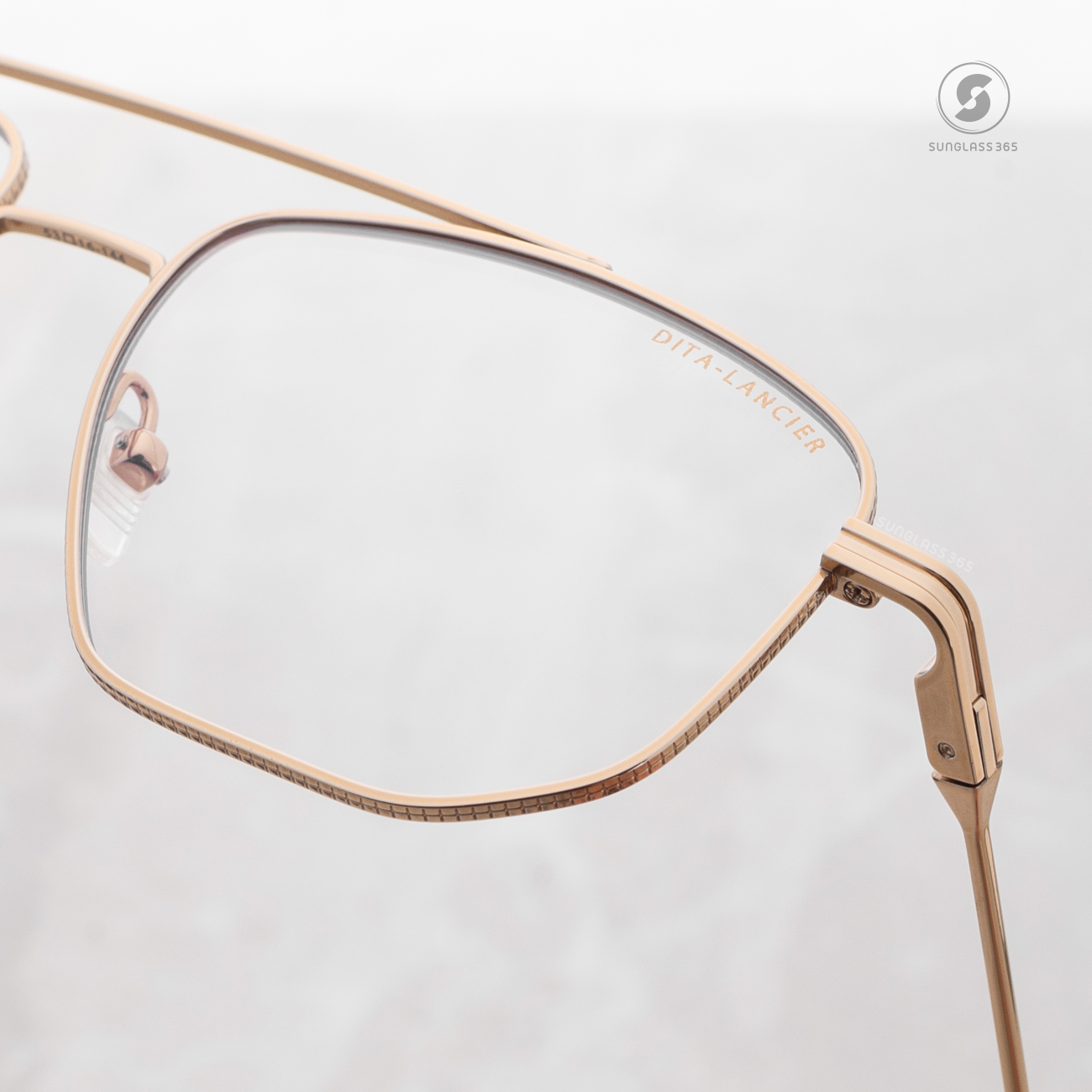 แว่นสายตา DITA LANCIER DLX115 A 01 with Blue Control Lens