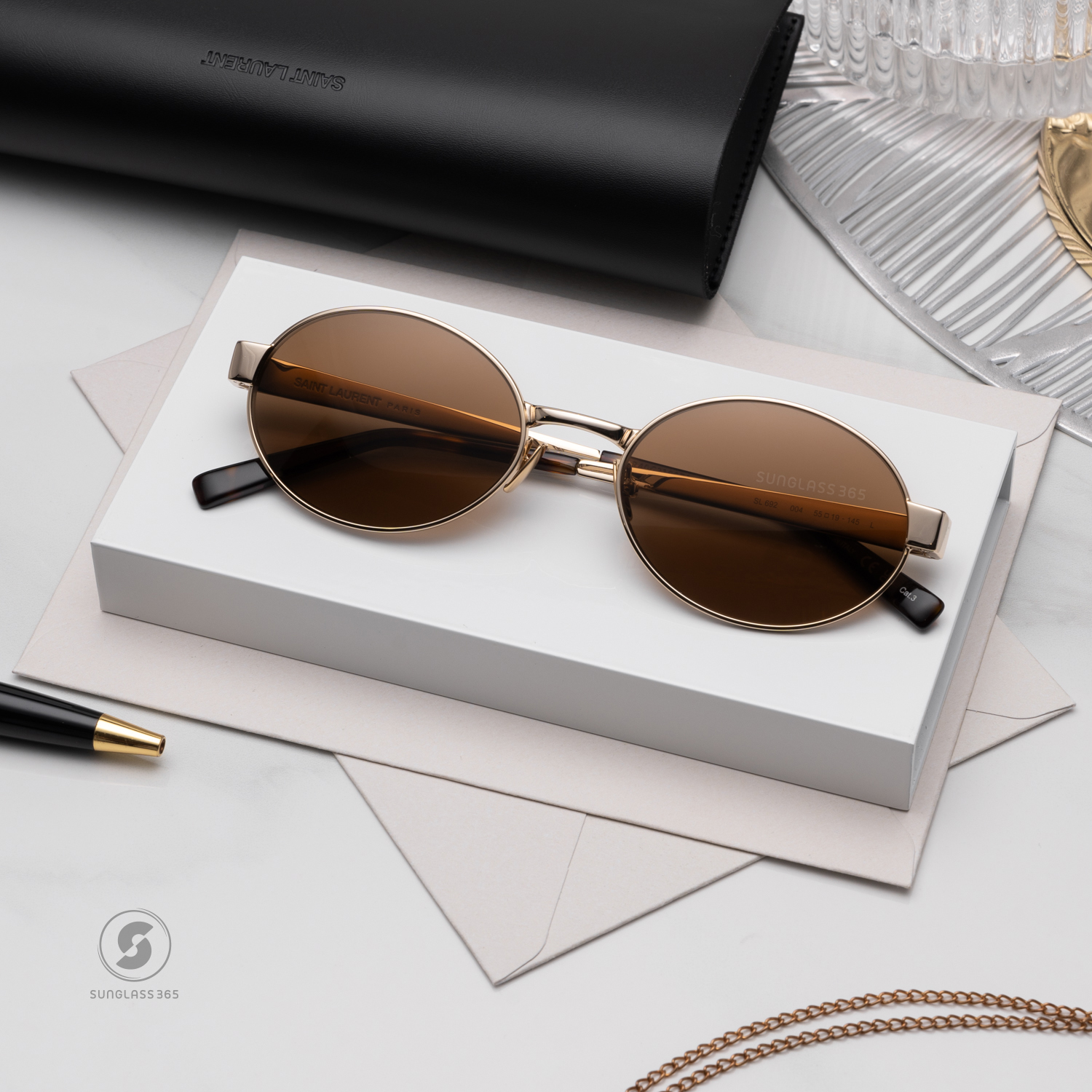 แว่นกันแดด YVES SAINT LAURENT SL692 004