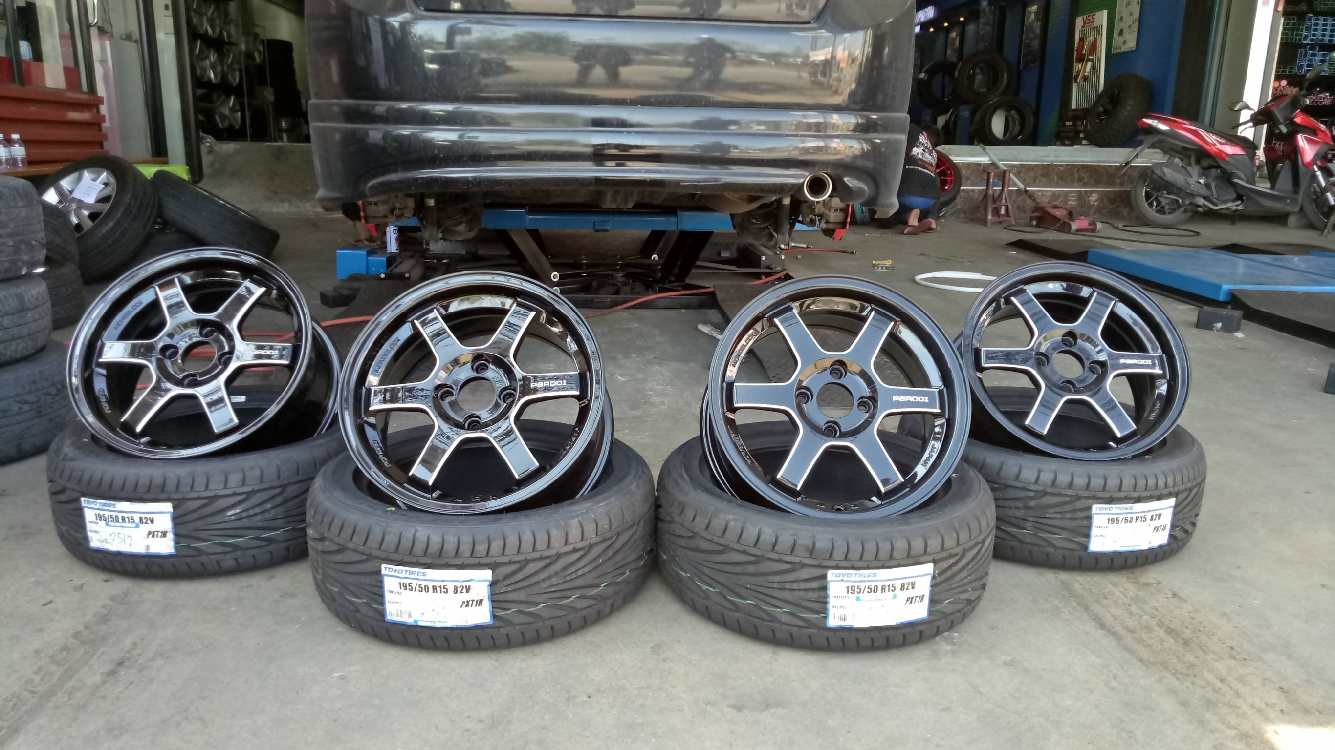 โปรโมชั่น ใส่เก๋ง ล้อซิ่ง พร้อมยาง TOYO T1R JAPAN