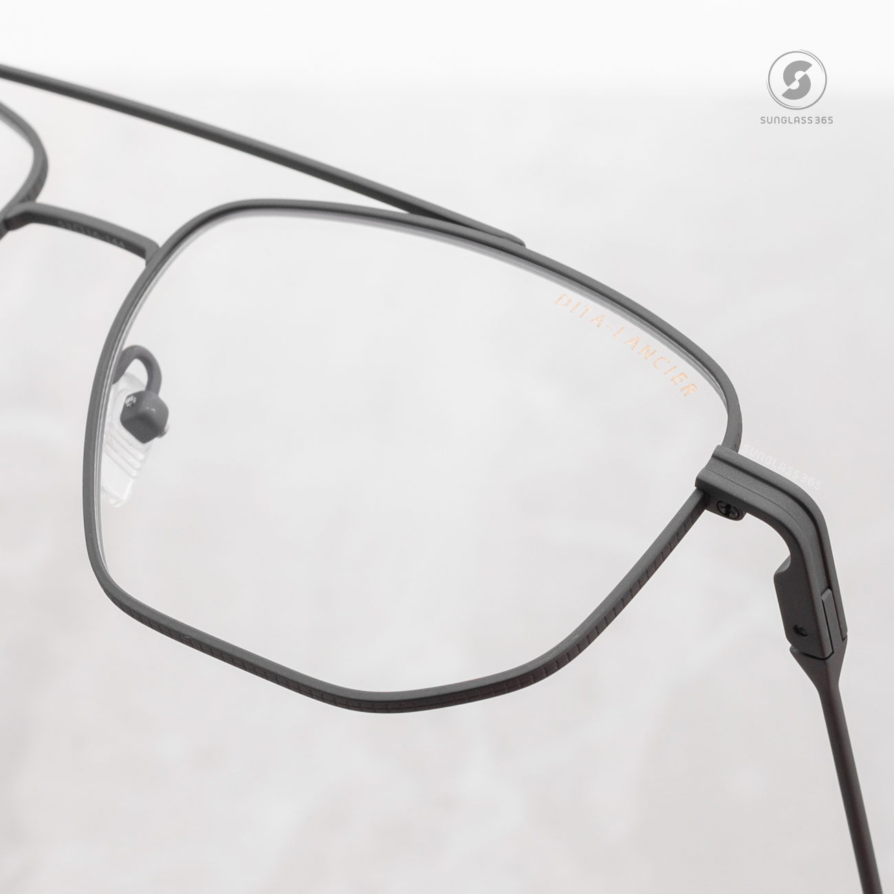 แว่นสายตา DITA LANCIER DLX115 A 03 with Blue Control Lens