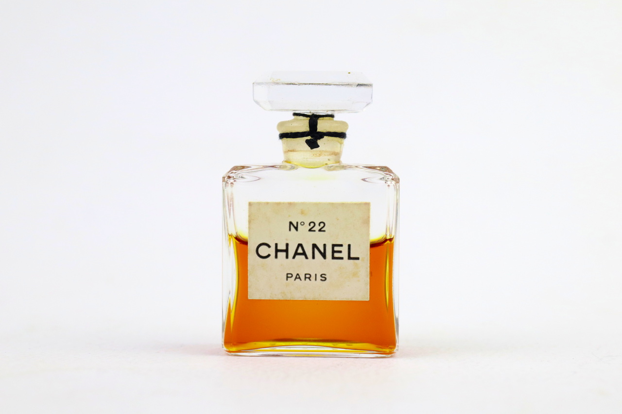 [Vintage] 🌟 CHANEL N°22 Parfum 7ml จุกแก้วแบบแต้ม - น้ำหอม Vintage