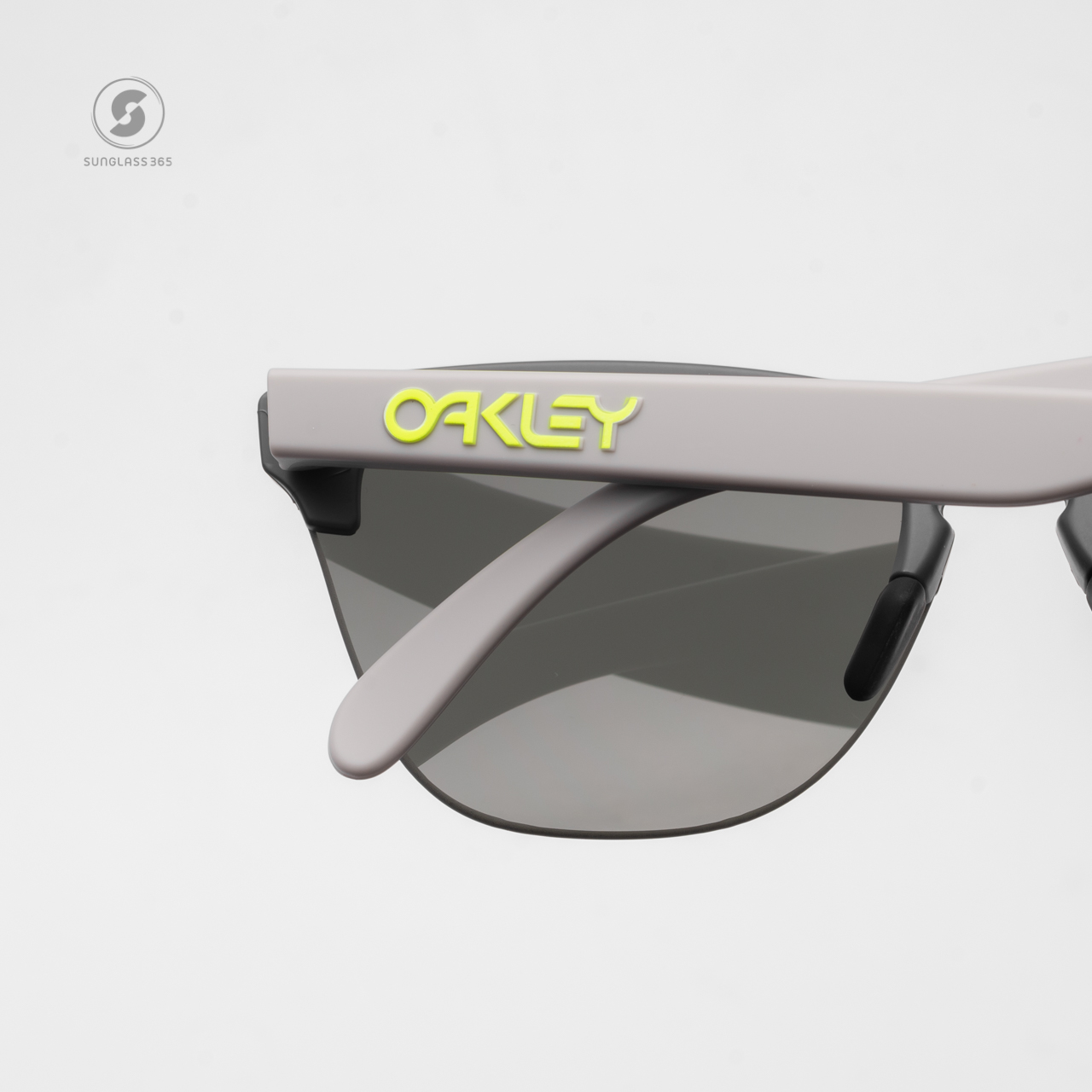 OAKLEY OO9374-51 Frogskins Lite Matte Dark Grey