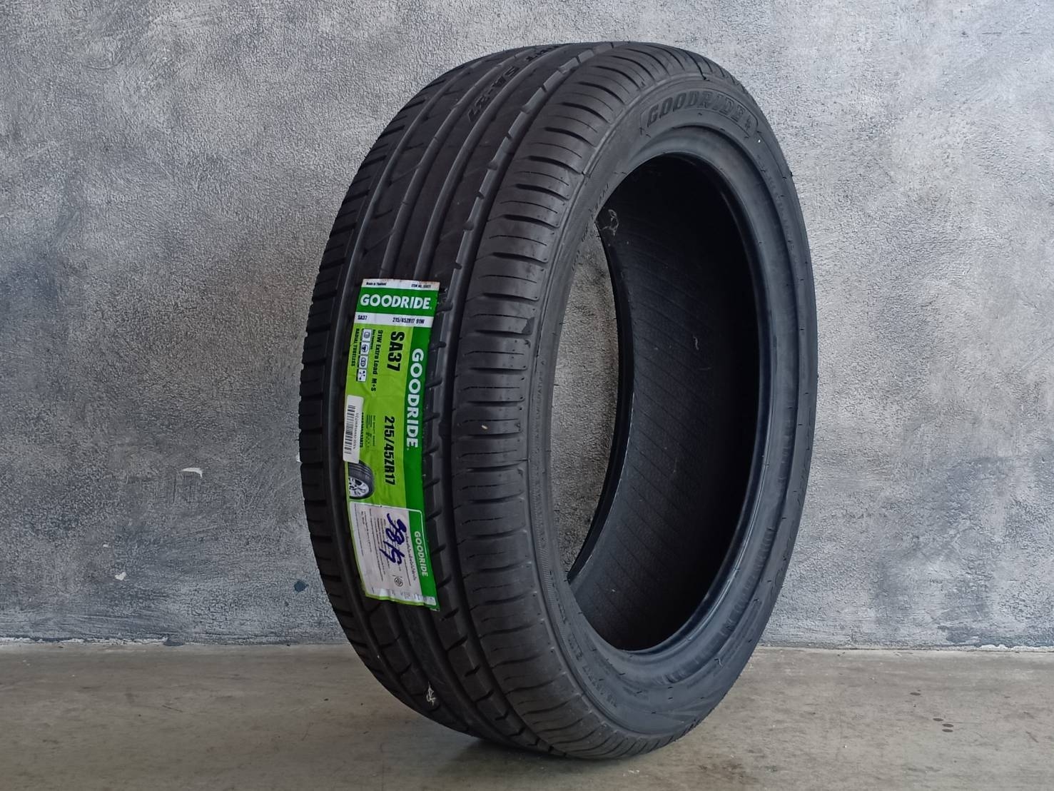 GOODRIDE 215/45ZR17 SA37 91W MADE IN THAILAND