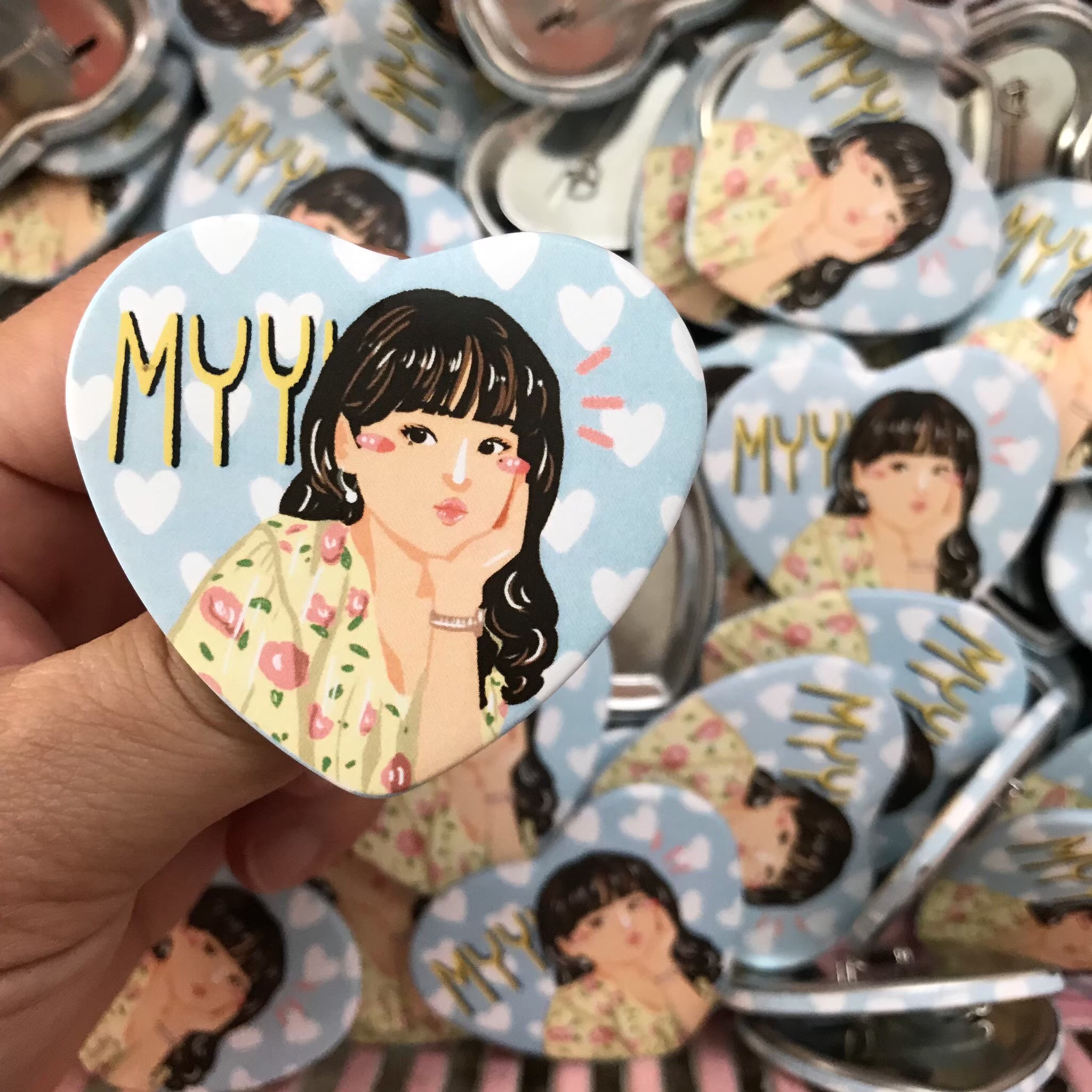 เข็มกลัดหัวใจ รับผลิตเข็มกลัดหัวใจ คุณภาพดี