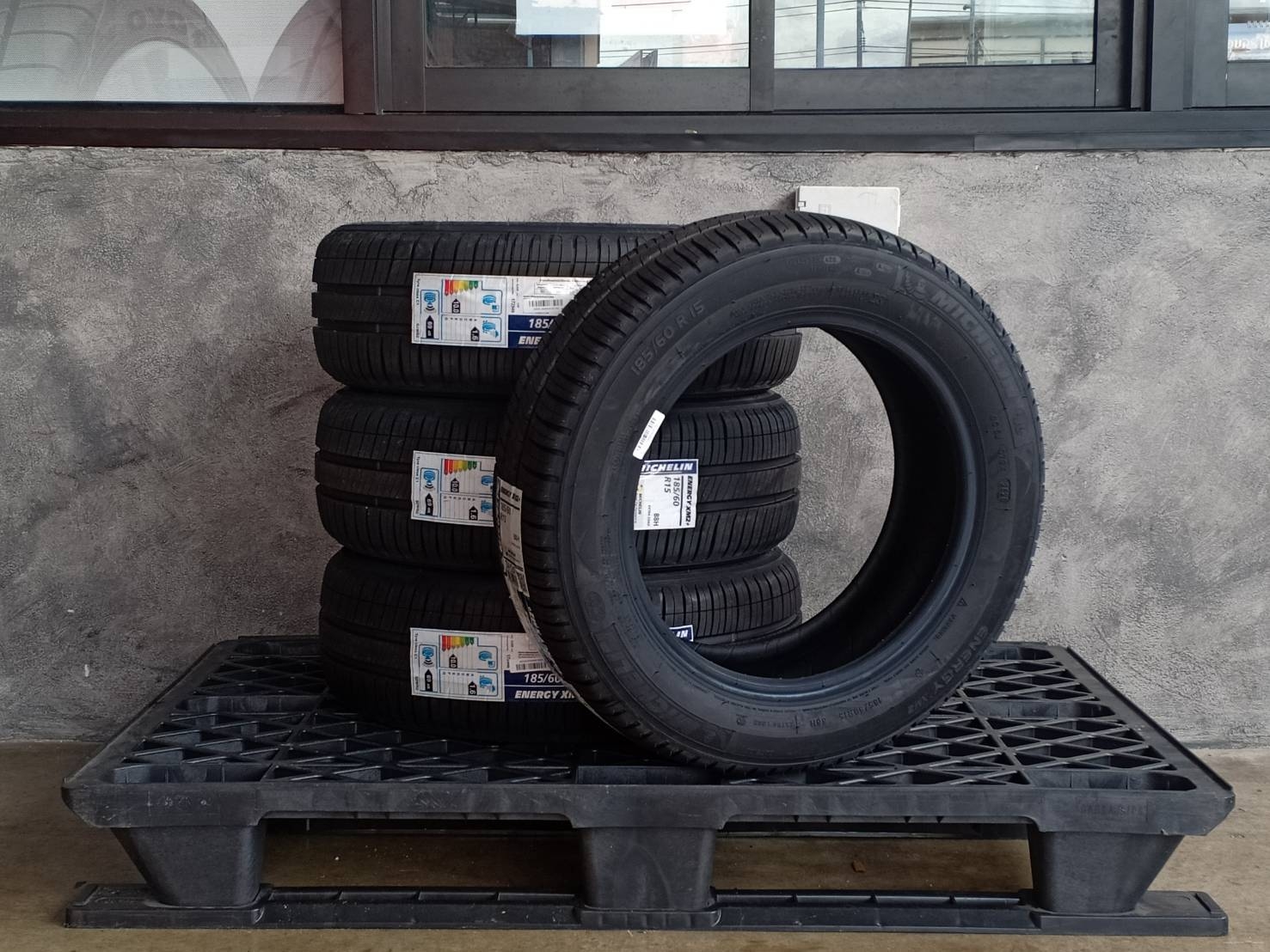 MICHELIN 185/60R15 ENERGY XM2+ 88H MADE IN THAILAND