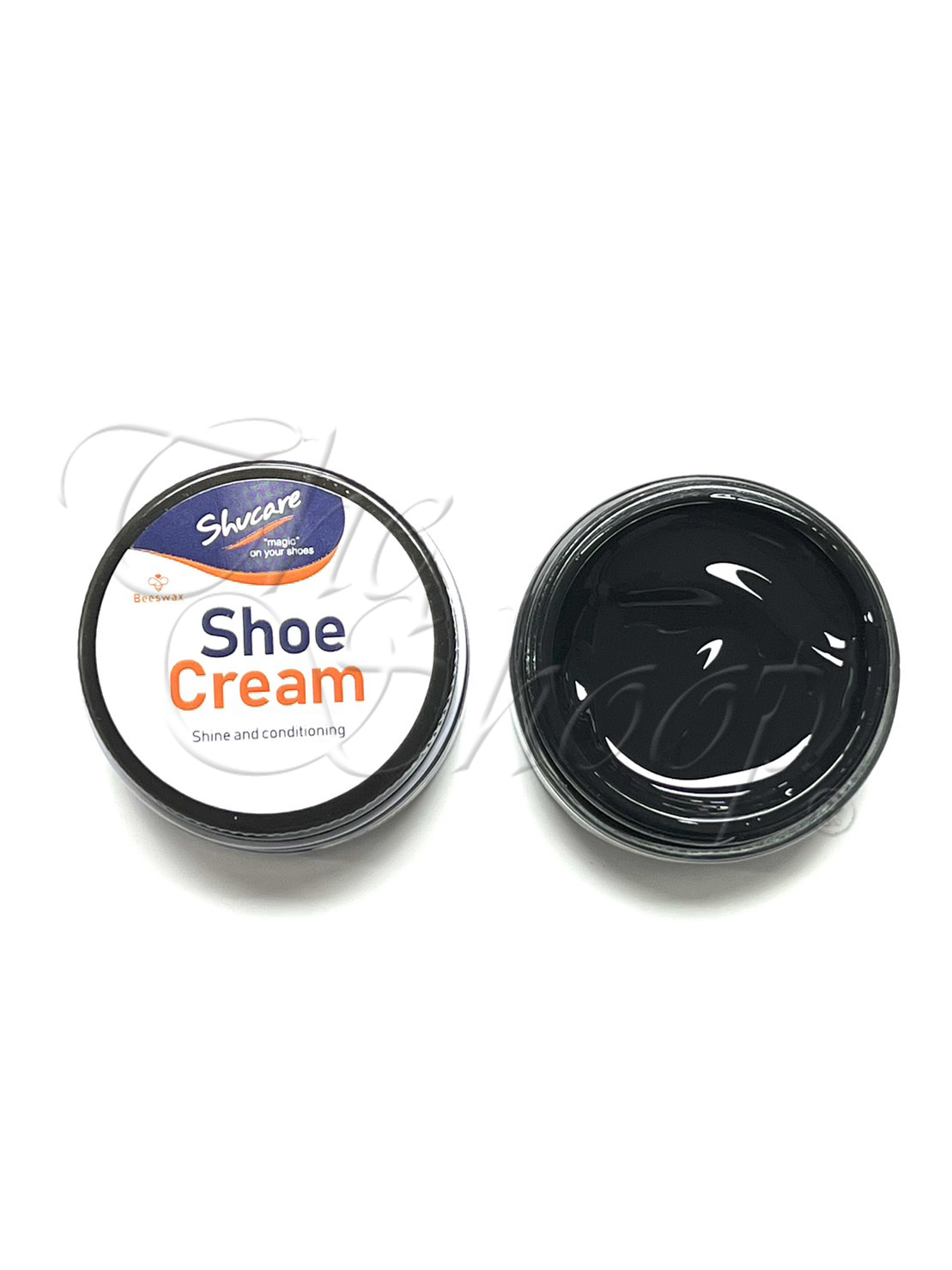 Shucare Shoe cream 50 ml. ครีมขัดเงาชนิดตลับ มีให้เลือก 2 สี สีธรรมชาติ (ใช้ได้กับหนังทุกสี) / สีดำ บำรุงถนอมรักษาหนัง และให้ความเงางามที่นานกว่า