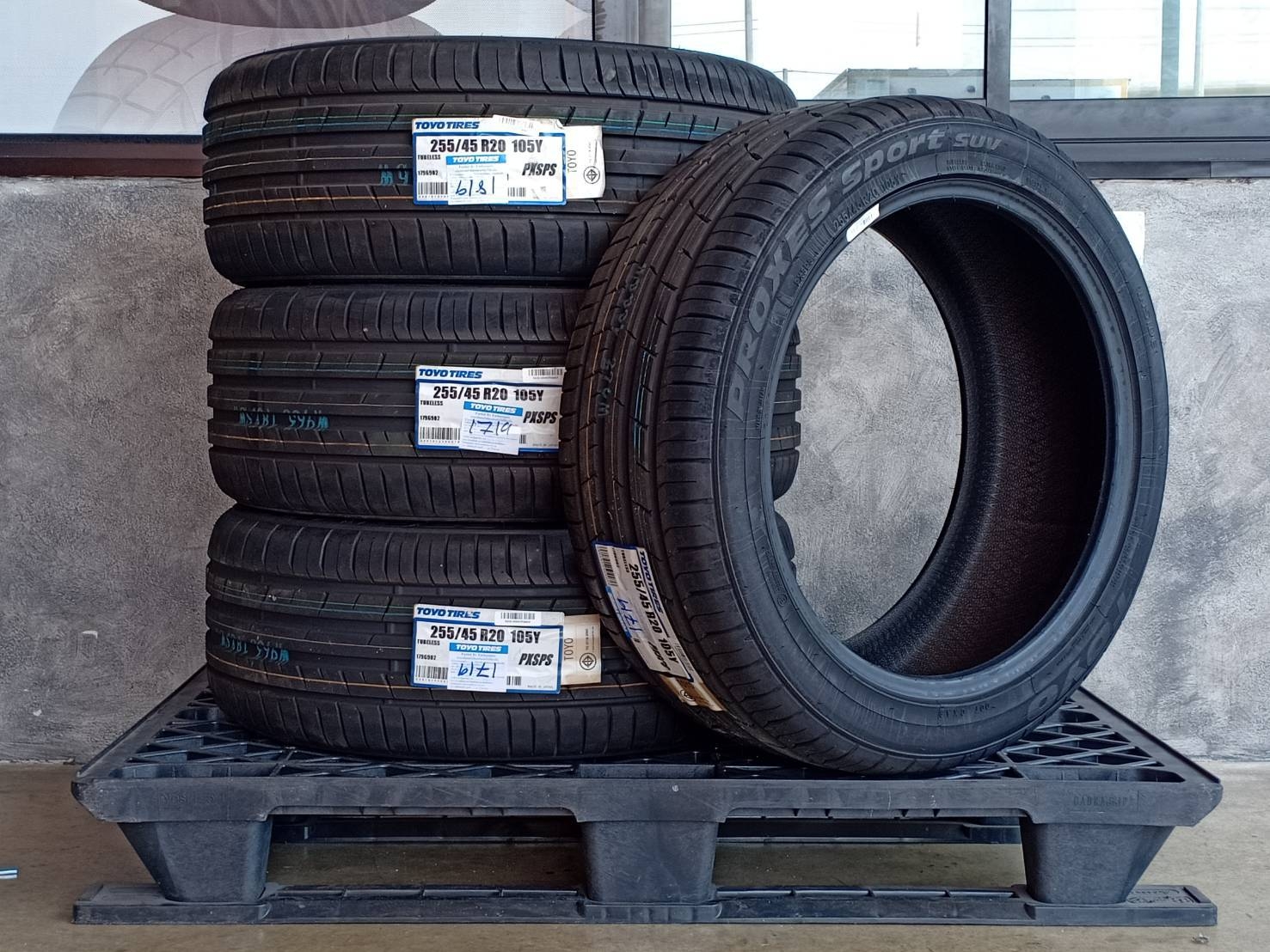TOYO 255/45R20 PROXES SPORT SUV 105Y MADE IN JAPAN