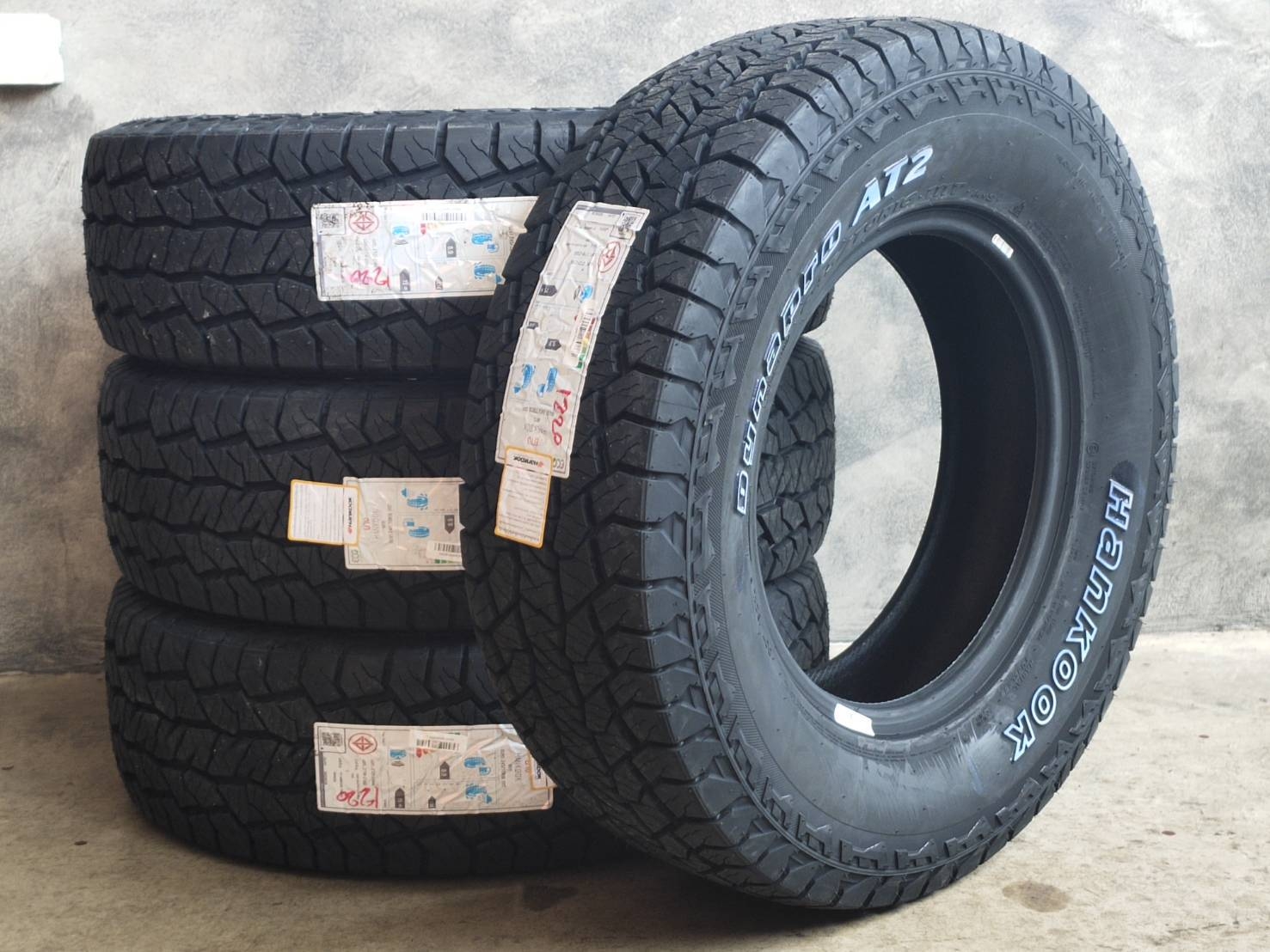 HANKOOK RF11 245/70R16 111T Y:1220 INDONESIA