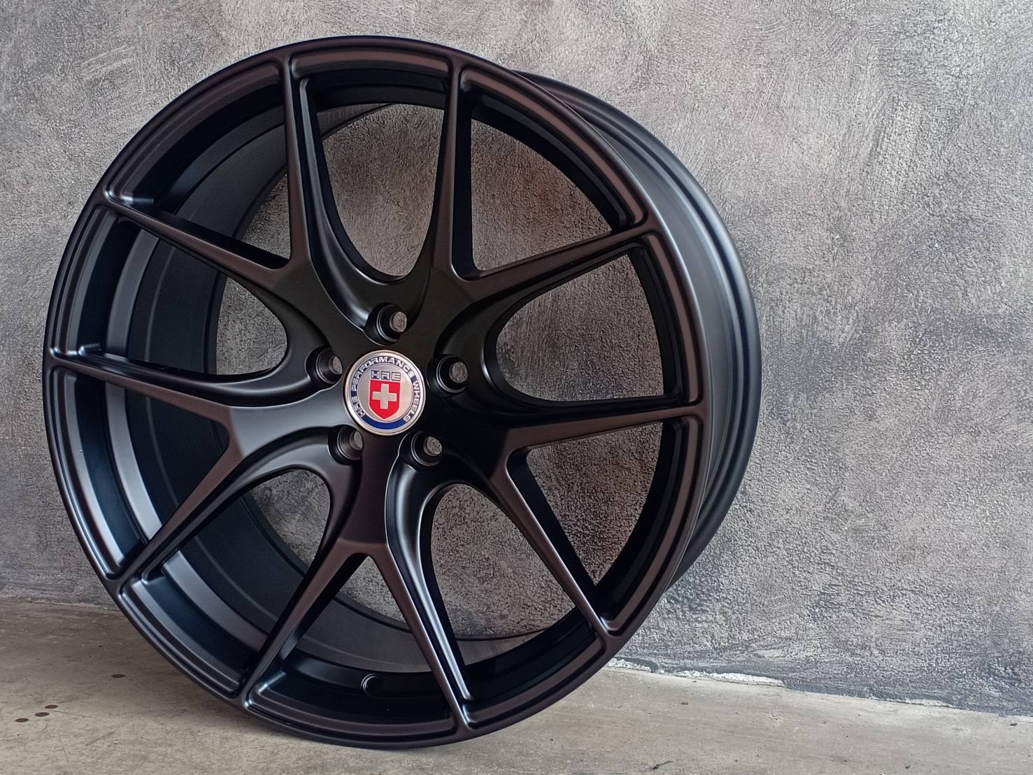 TK-HR (TM-277) 18X8.5 5X100 35 73.1 BLACK-FLAT