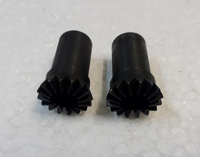 600-700 -Elbow Metal Tail Gear Fan (ดอกจอกเพลาชุดหางยกไซด์ 600-700)