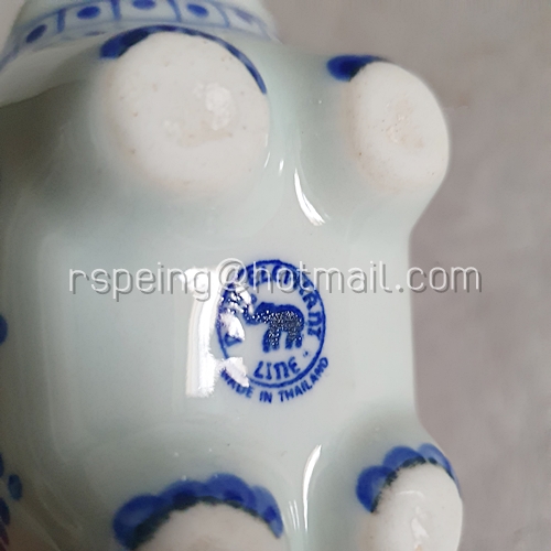 กาน้ำชาเซรามิก Blue Elephant พร้อมกล่องผ้าไหม Global Mobile Broadband Forum