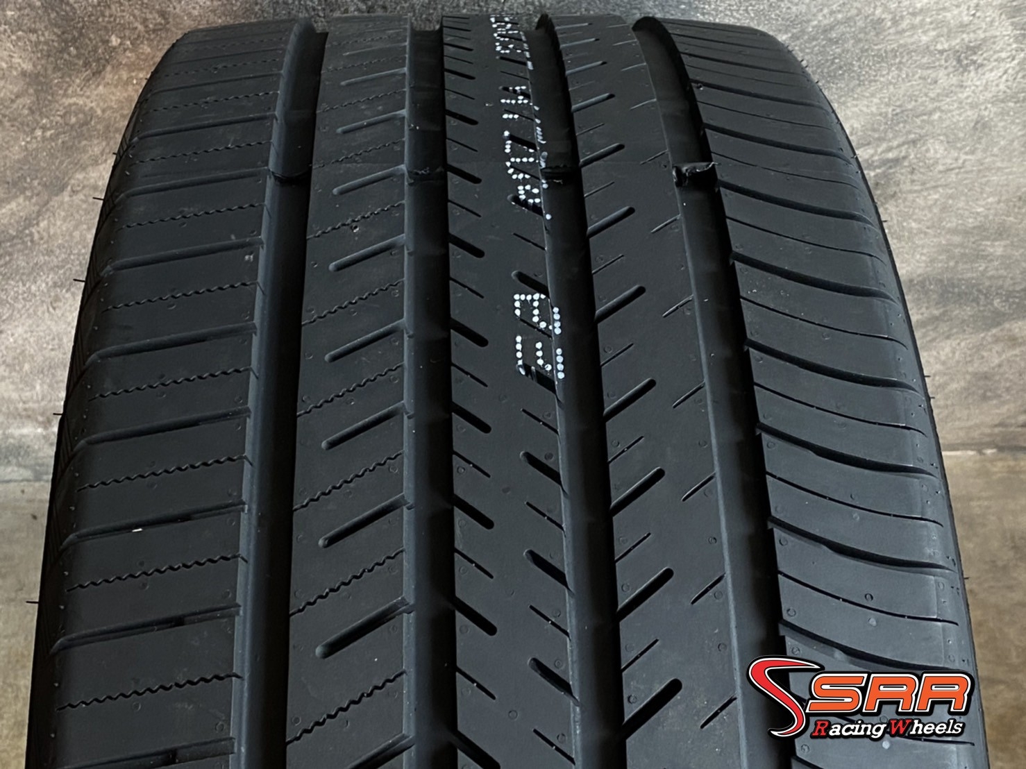 ATLAS 295/25R28 FORCE UHP ปี2021 ราคาถูก