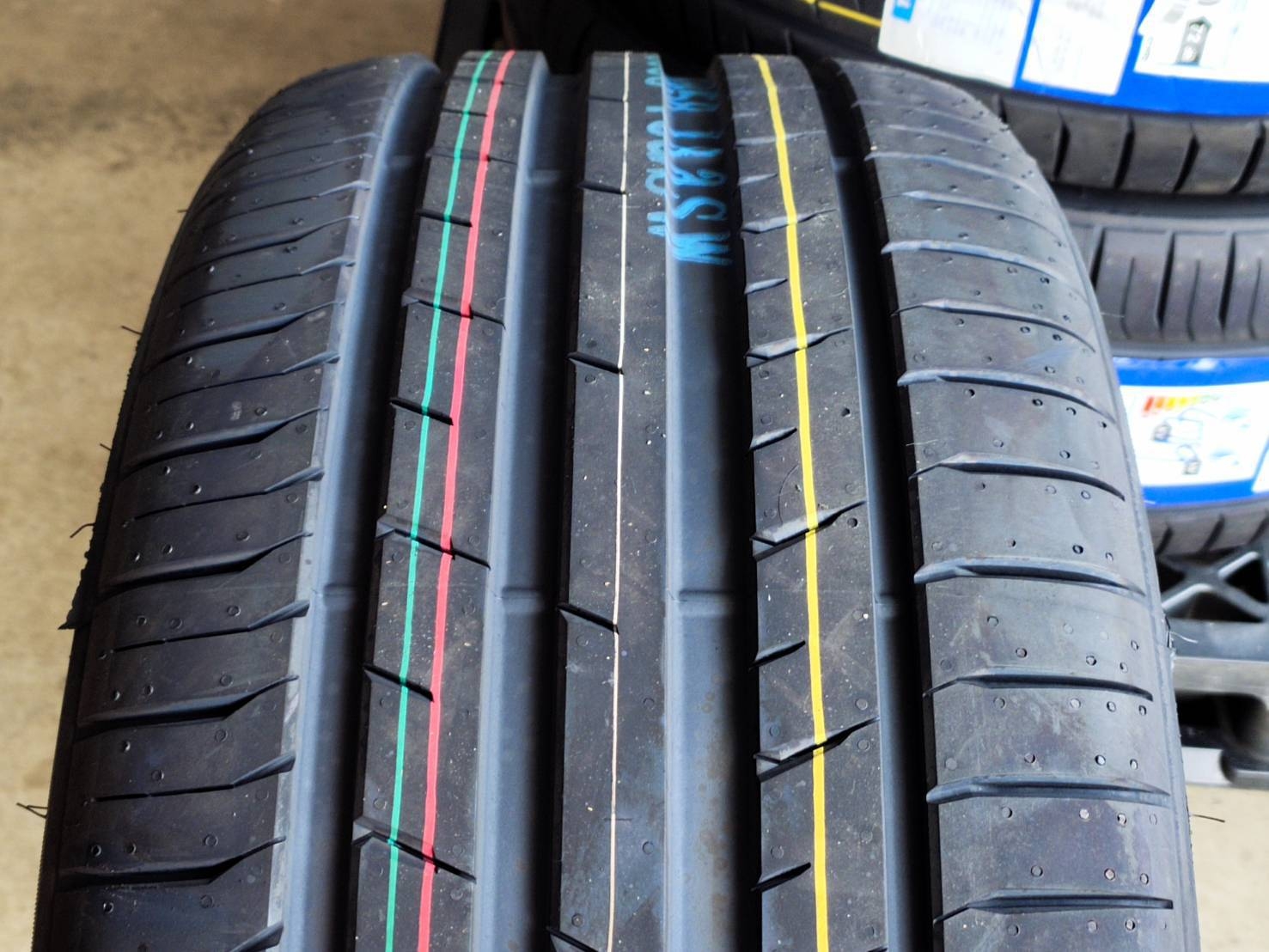TOYO PROXES SPORT 255/40ZR19 100Y JAPAN