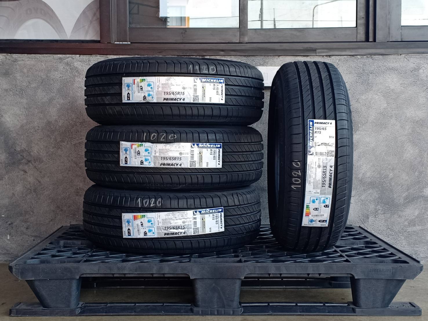 MICHELIN PRIMACY 4ST 195/65R15 ปี20