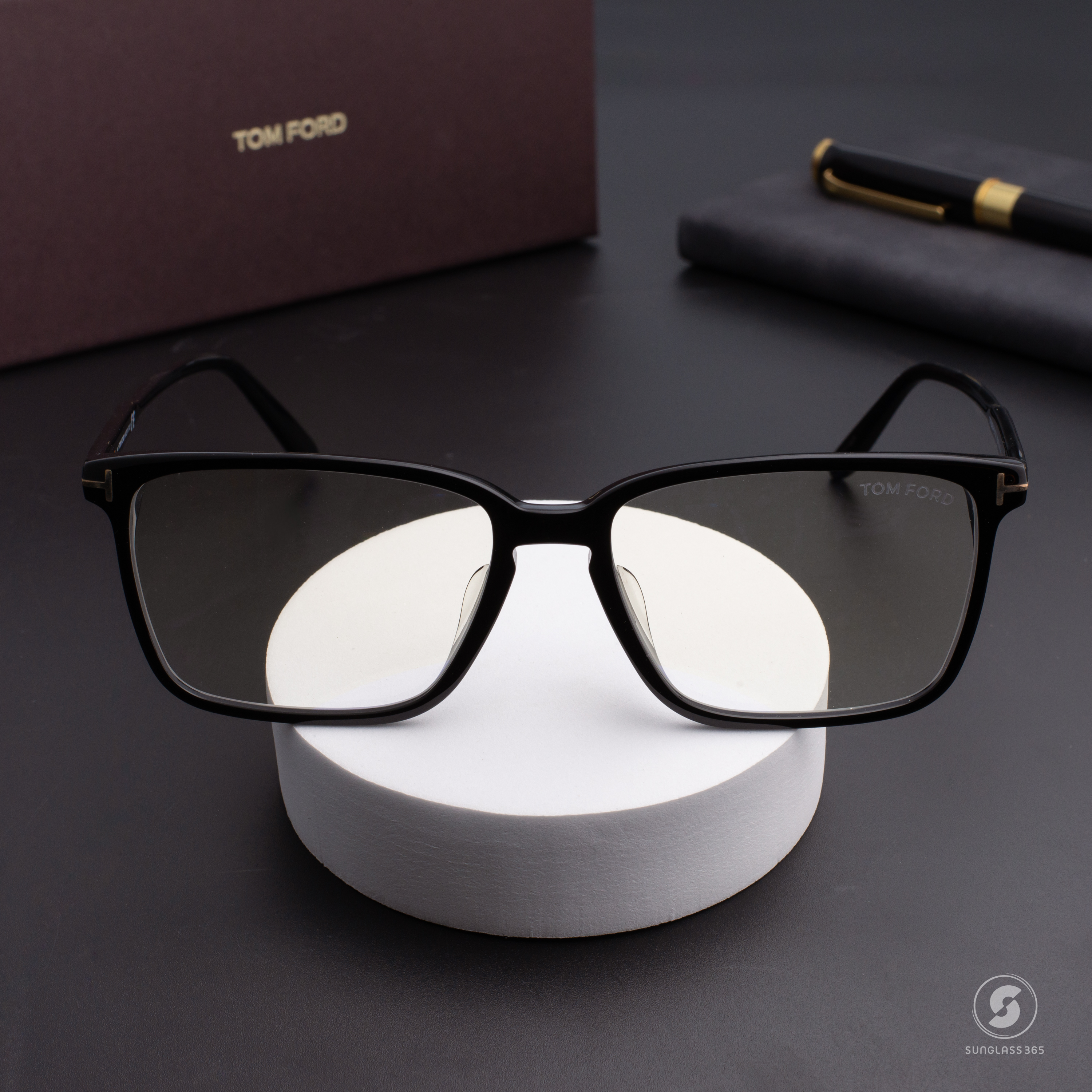 กรอบแว่น TOM FORD TF5696 001