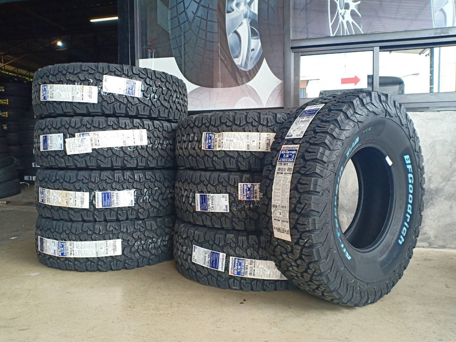 BF-GOODRICH 285/75R16 ALL TERRAIN T/A KO2