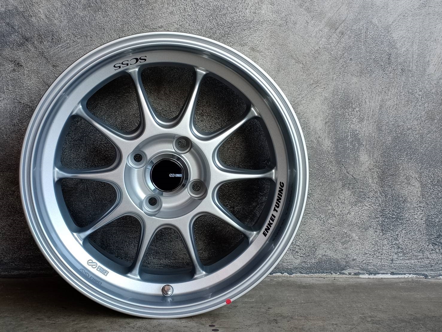 ENKEI TUNING SC55 15X7 4X100 28 73.1 GSV1QR2DKK สินค้าราคาถูก