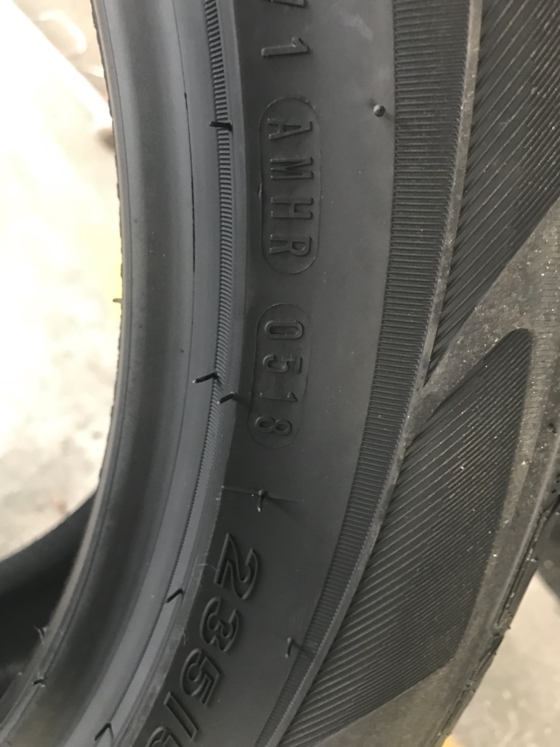 NEXEN RU1 235-50-19 เส้น 5500 ปี18