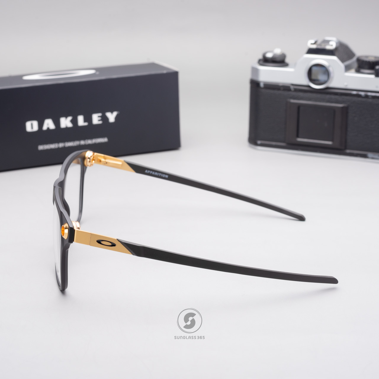 Oakley Apparition OX8152-04 Satin Black