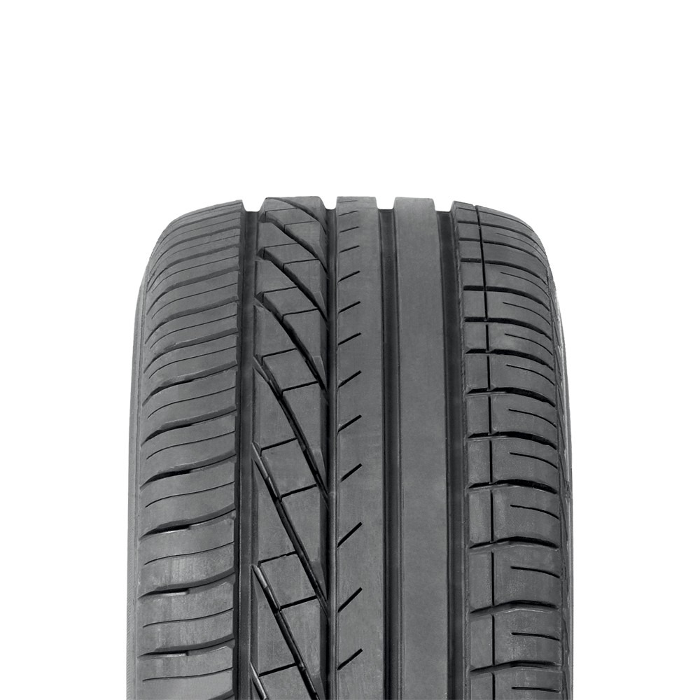 ยางใหม่ค้างปี GOODYEAR EXCELLENCE 215W45S17 เส้น 1750 ปกติ 3500 ปี17 มี 2 เส้น