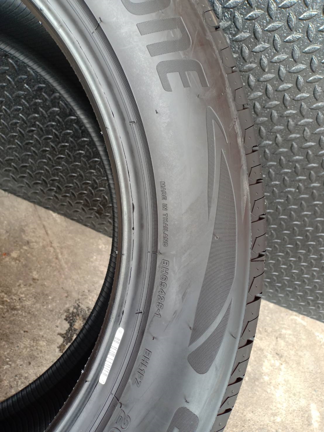 BRIDGESTONE ECOPIA H/L001 265/50-20 ราคาพิเศษ