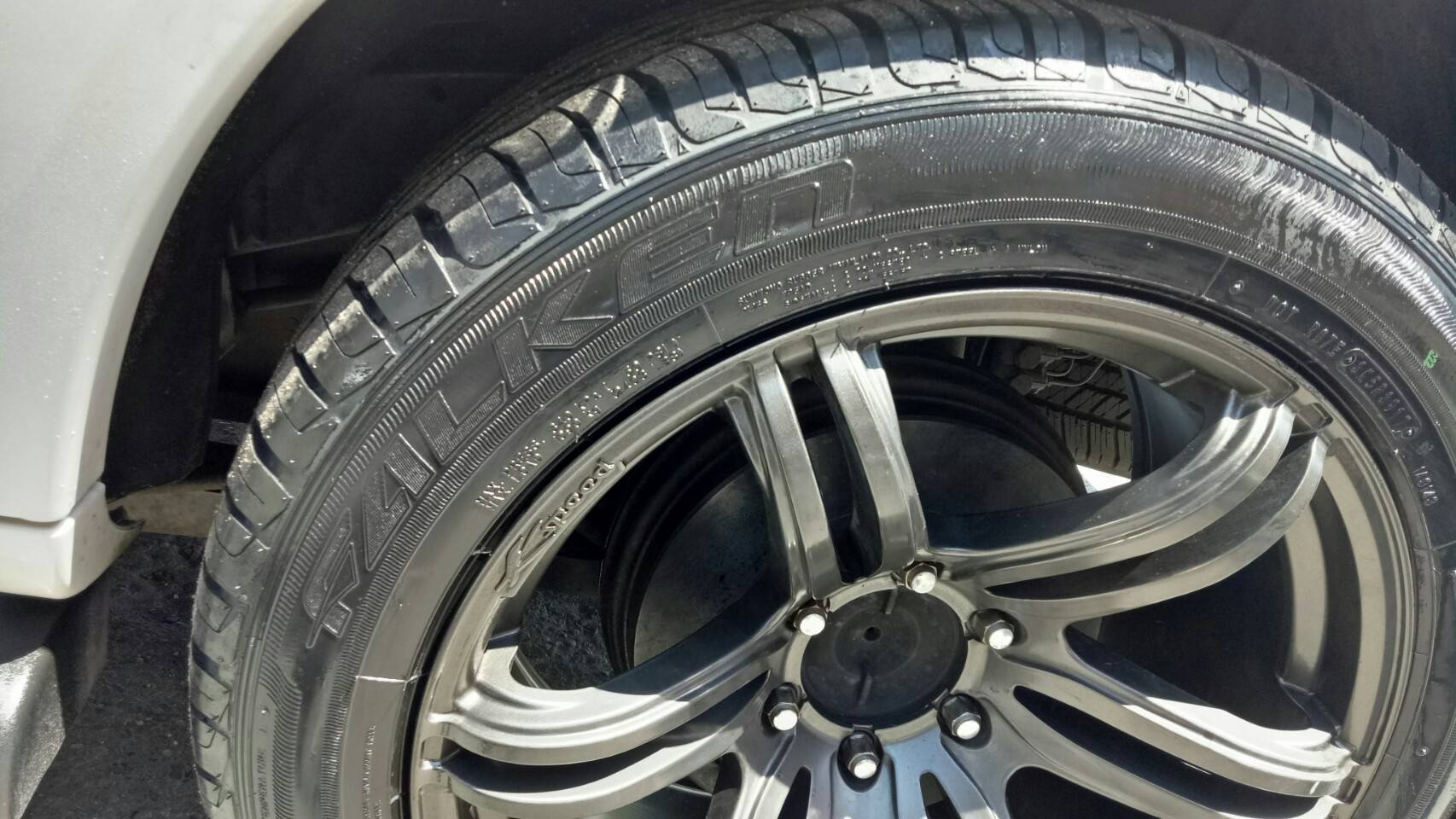 ยางใหม่ FALKEN STZ05 265/50-20 ซื้อ2แถม2 ลดราคา