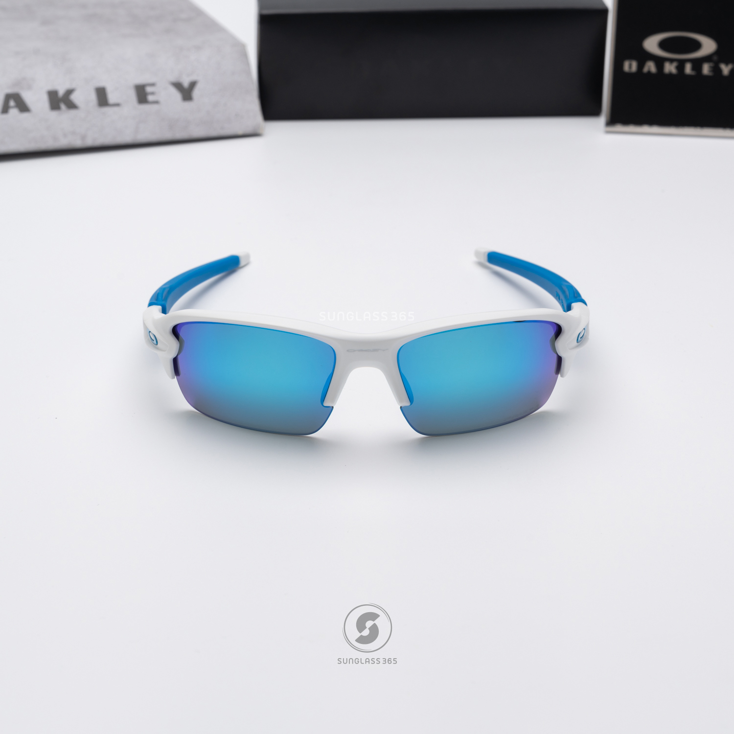 Oakley OJ9005-16 Flak XS Matte White Prizm Sapphire