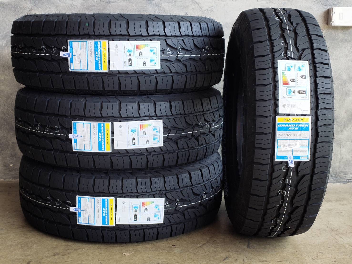 DUNLOP GRANTREK AT5 265/70R16 112T