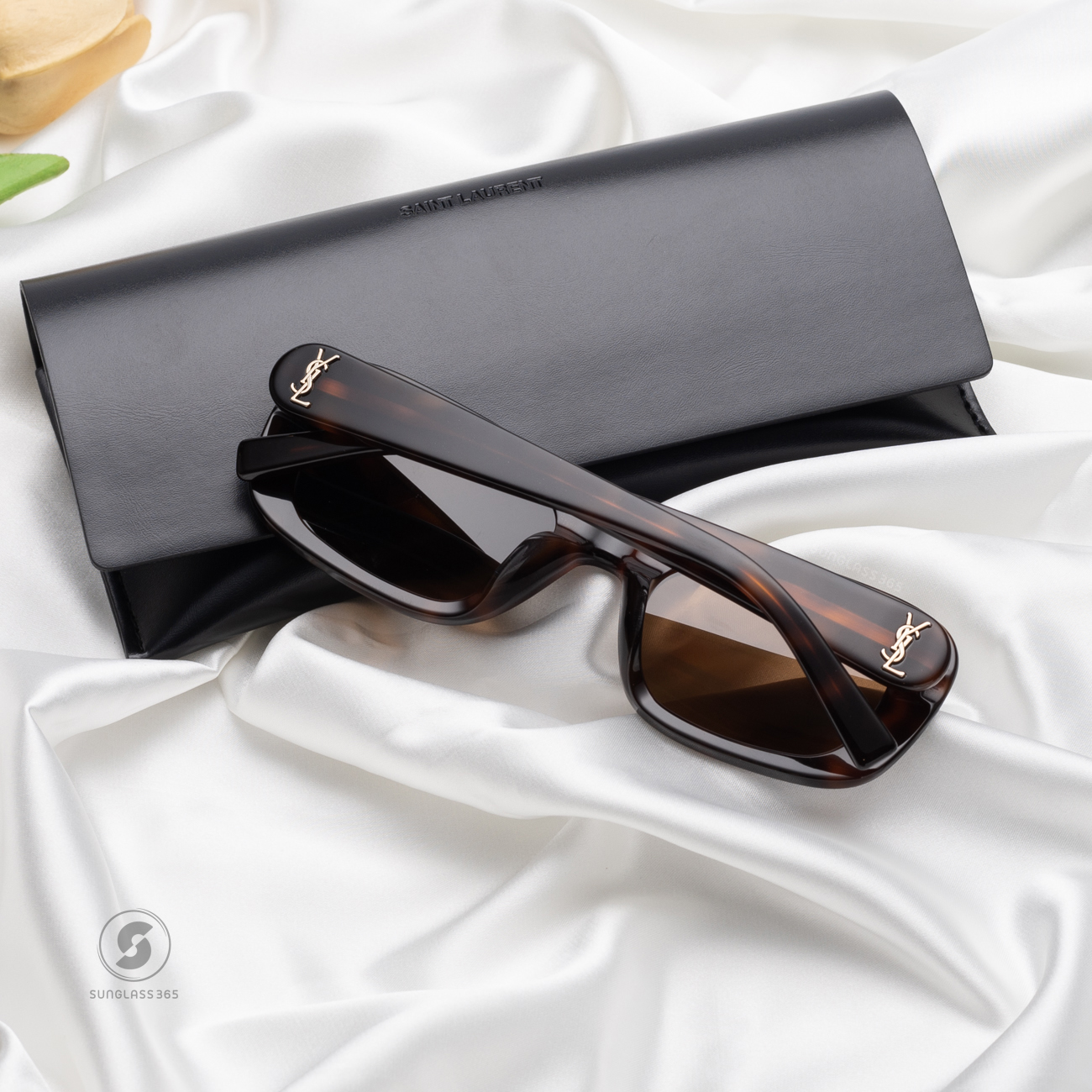 แว่นกันแดด YVES SAINT LAURENT SLM130F 004