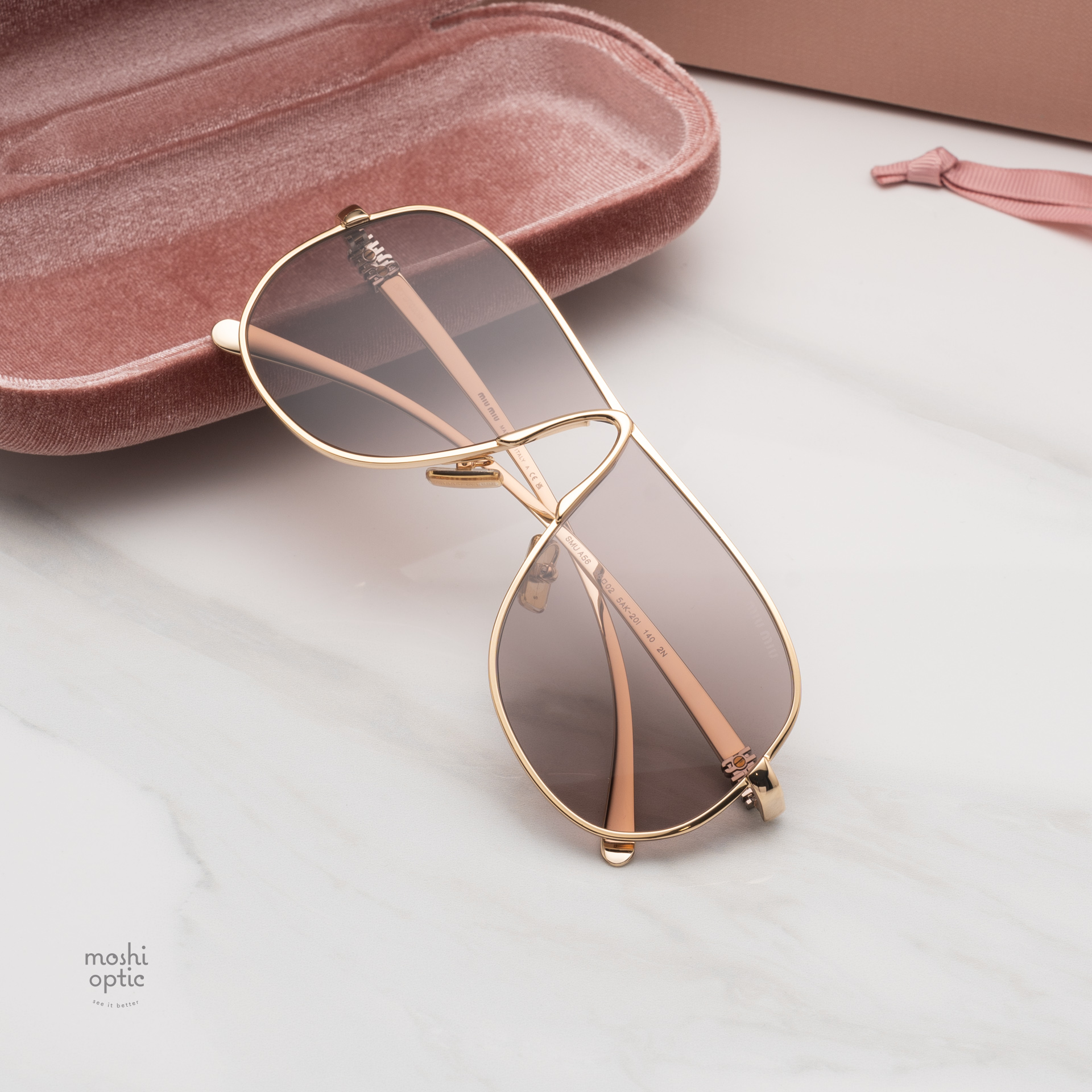 แว่นกันแดด Miu Miu MUA56S 5AK20I