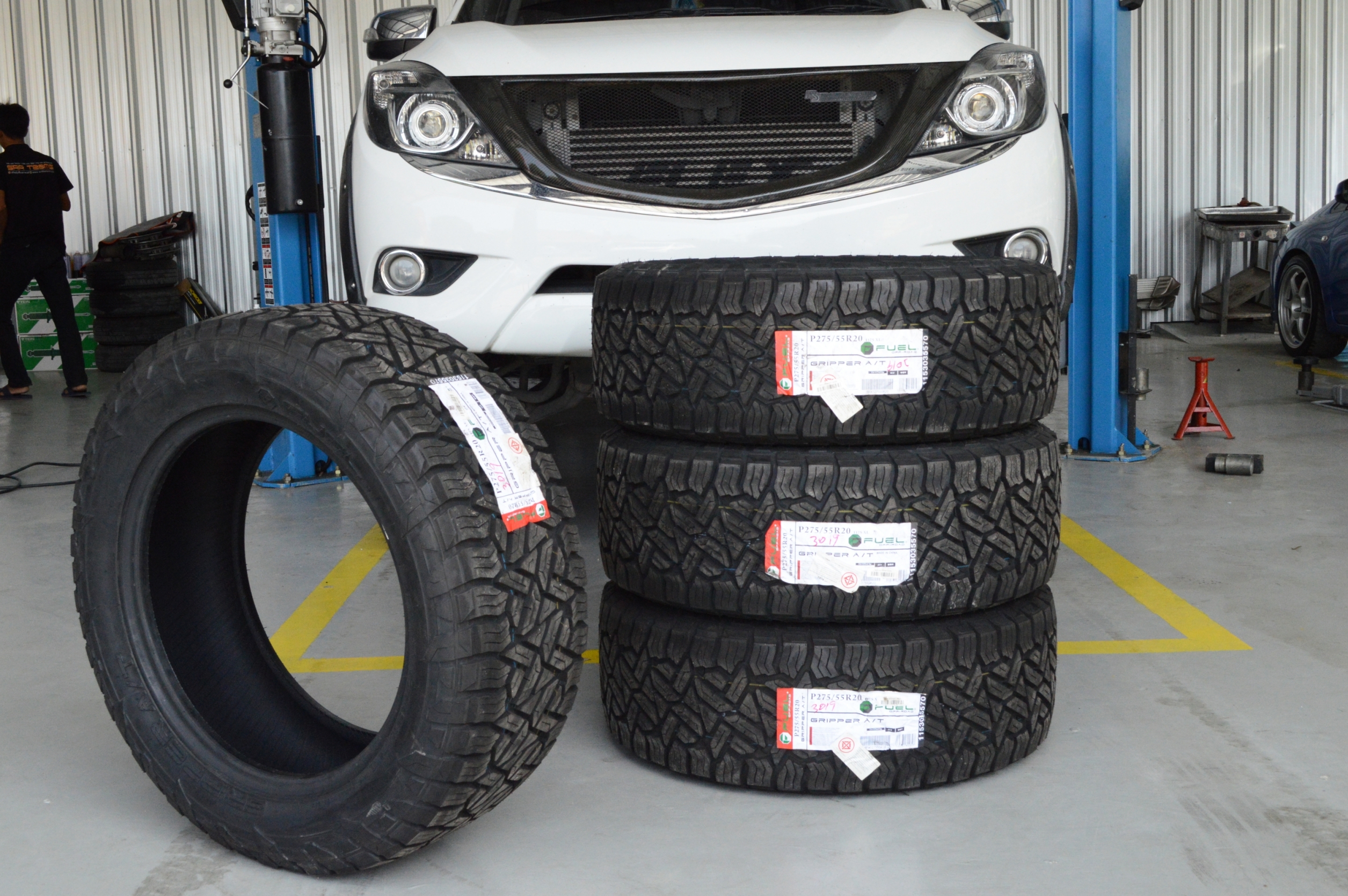 ยาง FUEL AT 275/55-20 ใส่ BT50 ราคาพิเศษ