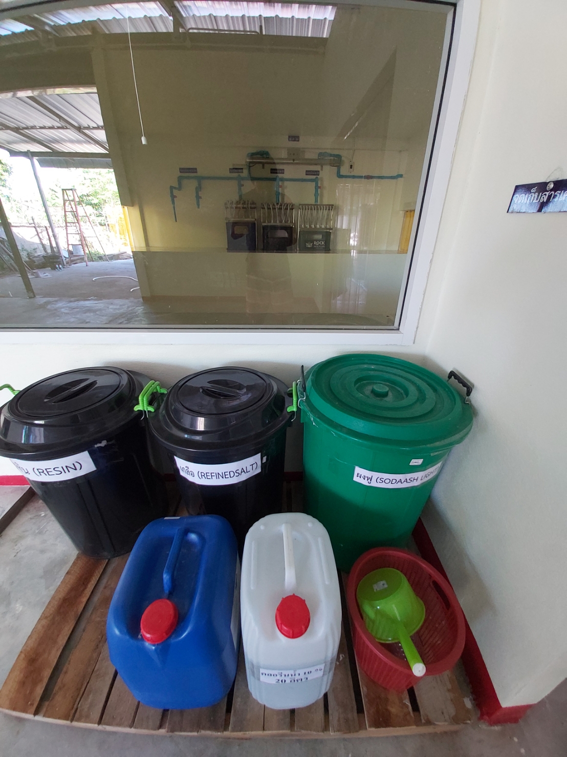 รับติดตั้งโรงงานผลิตน้ำดื่มระบบRO6,000ลิตร มีอุปกรณ์การติดตั้งครบชุด