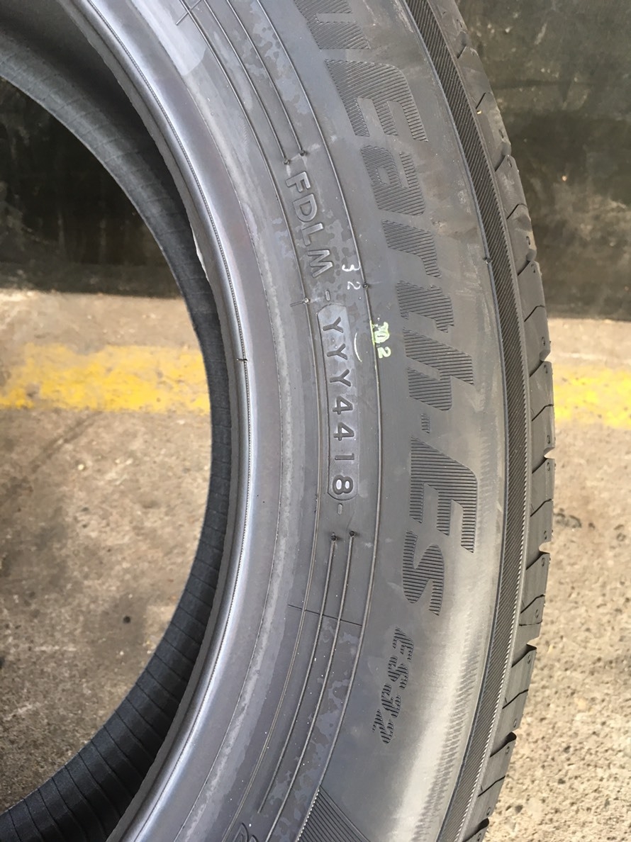 YOKOHAMA BLUEARTH ES32 215/55-17 มาใหม่ ราคาพิเศษ