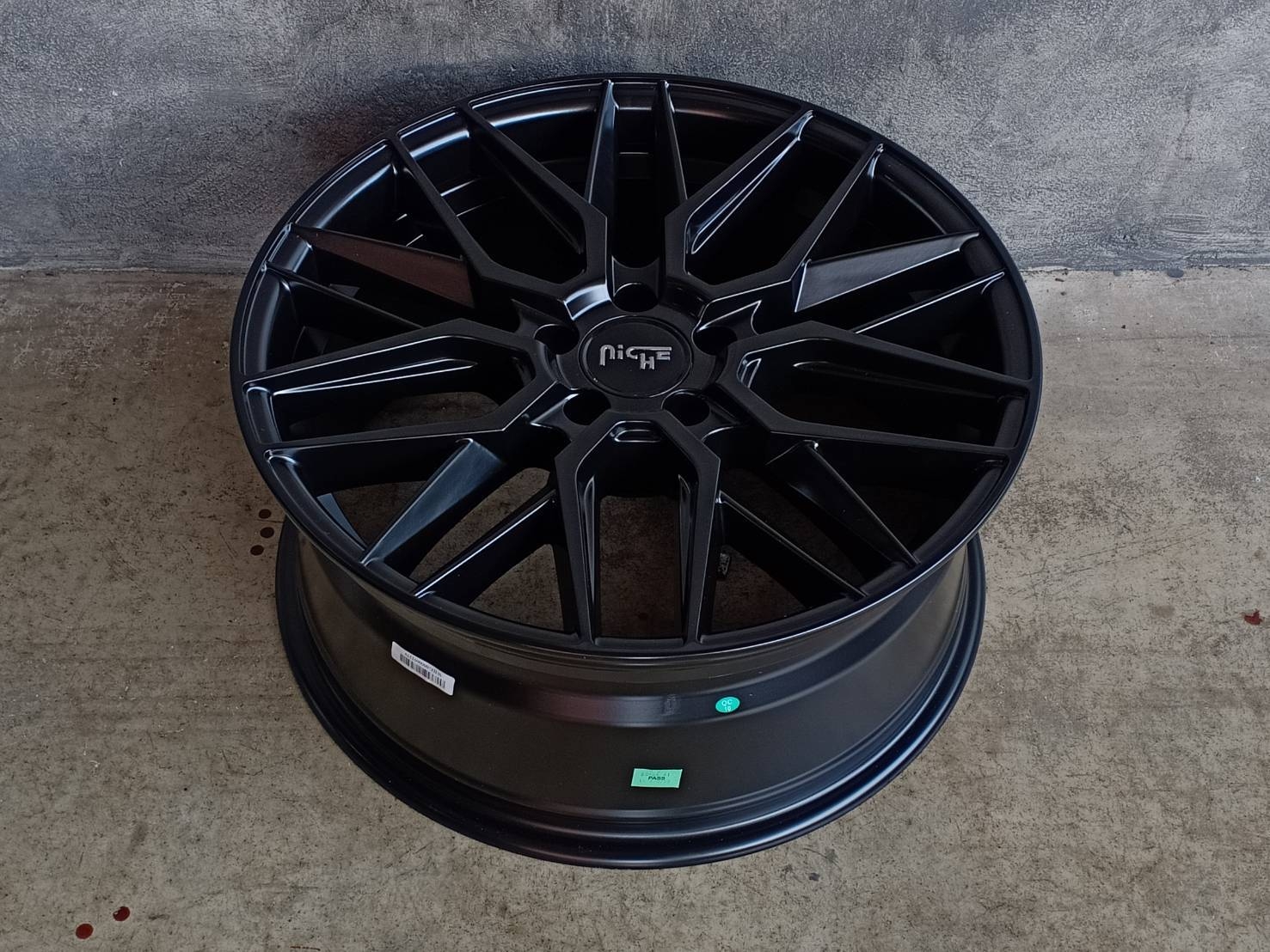 NICHE-GAMMA ล้อแม็กซ์แท้ ขอบ 19 กว้าง8.5 PCD 5X112 offset+42