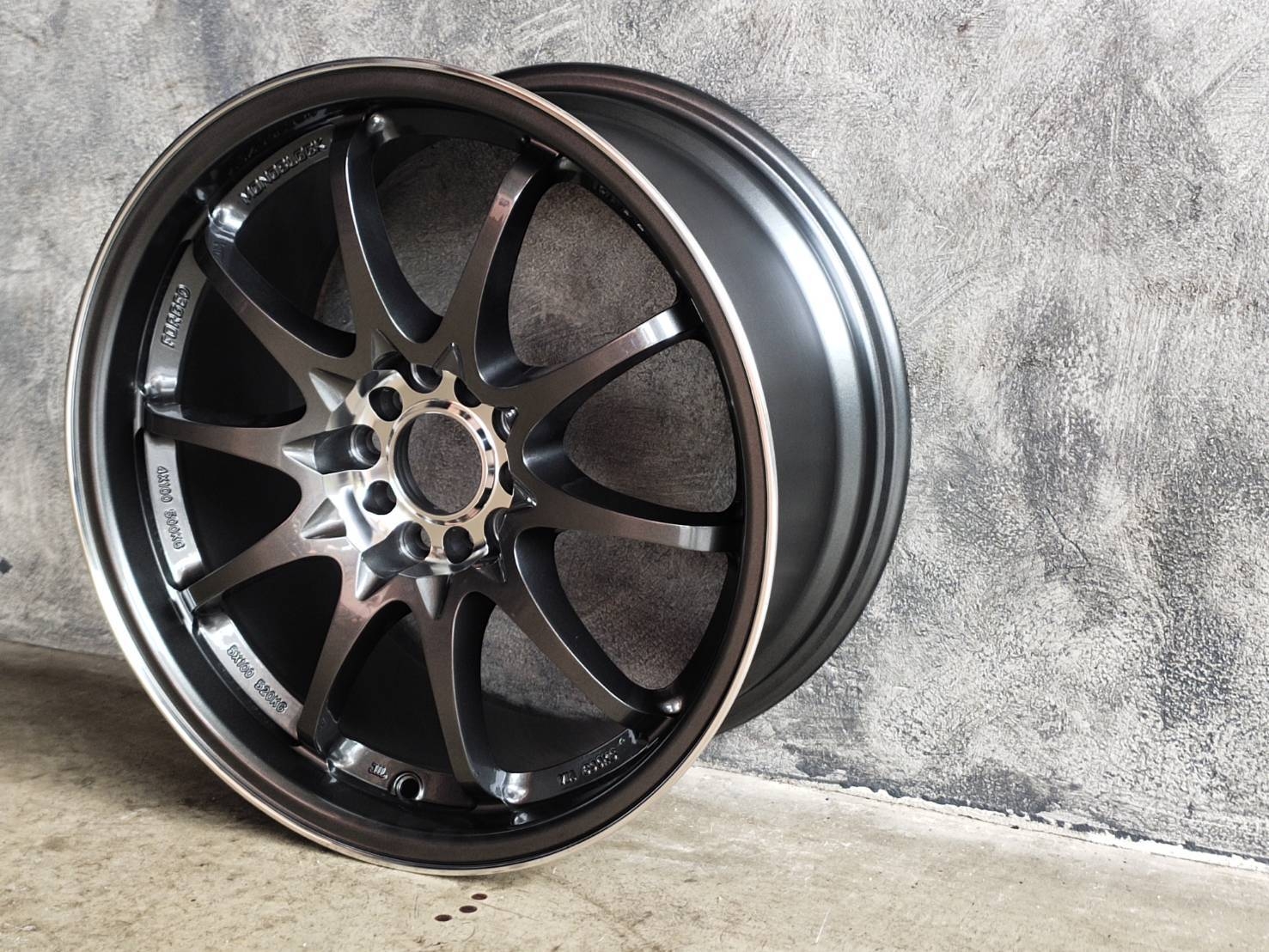 TKRC28 17X8.5 10X100-114.3 +35 73.1 LCP/GUNMETALIC