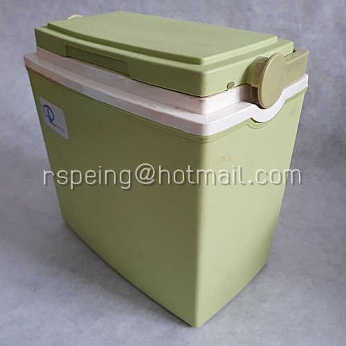 ถังน้ำแข็งทรงเหลี่ยม โรบินสัน Robinson Cooler ฺBox สีเขียวพาสเทล ขนาด 12 ลิตร