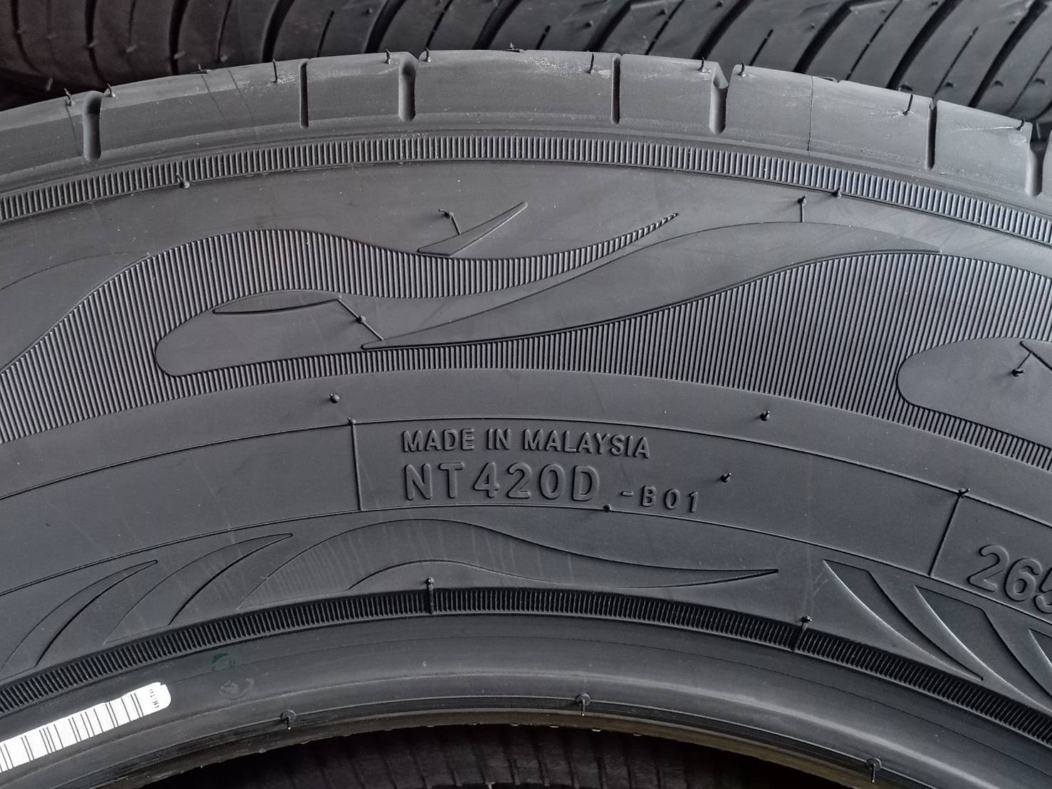 NITTO 265/60R18 NT 420SD ต้องการส่วนลดราคาพิเศษ กรุณาสอบถาม