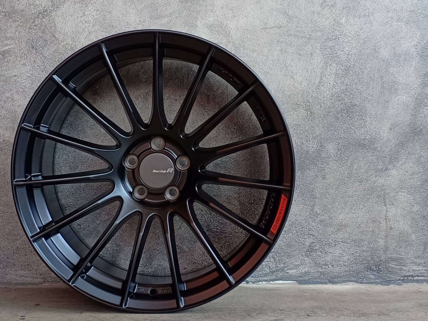 ล้อ RS05 ขอบ 18 X 8.5 5X100 38 73.1 สี MB