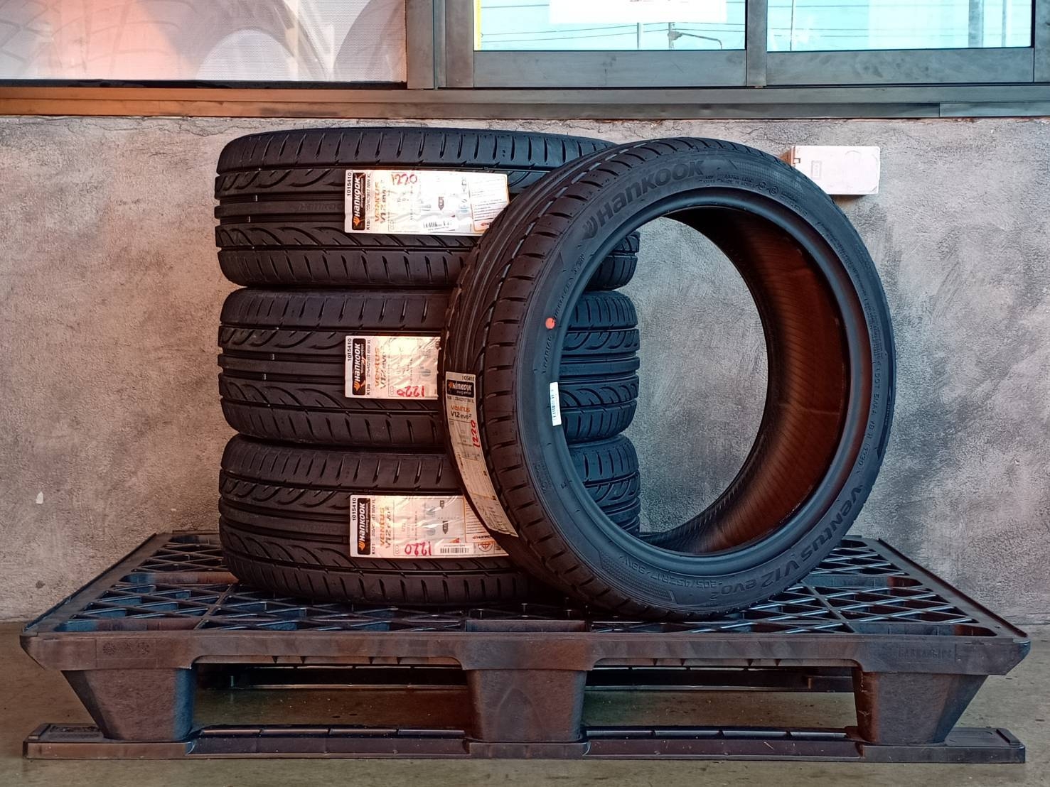 HANKOOK 205/45ZR17 VENTUS V12 EVO2 88W XL MADE IN KOREA