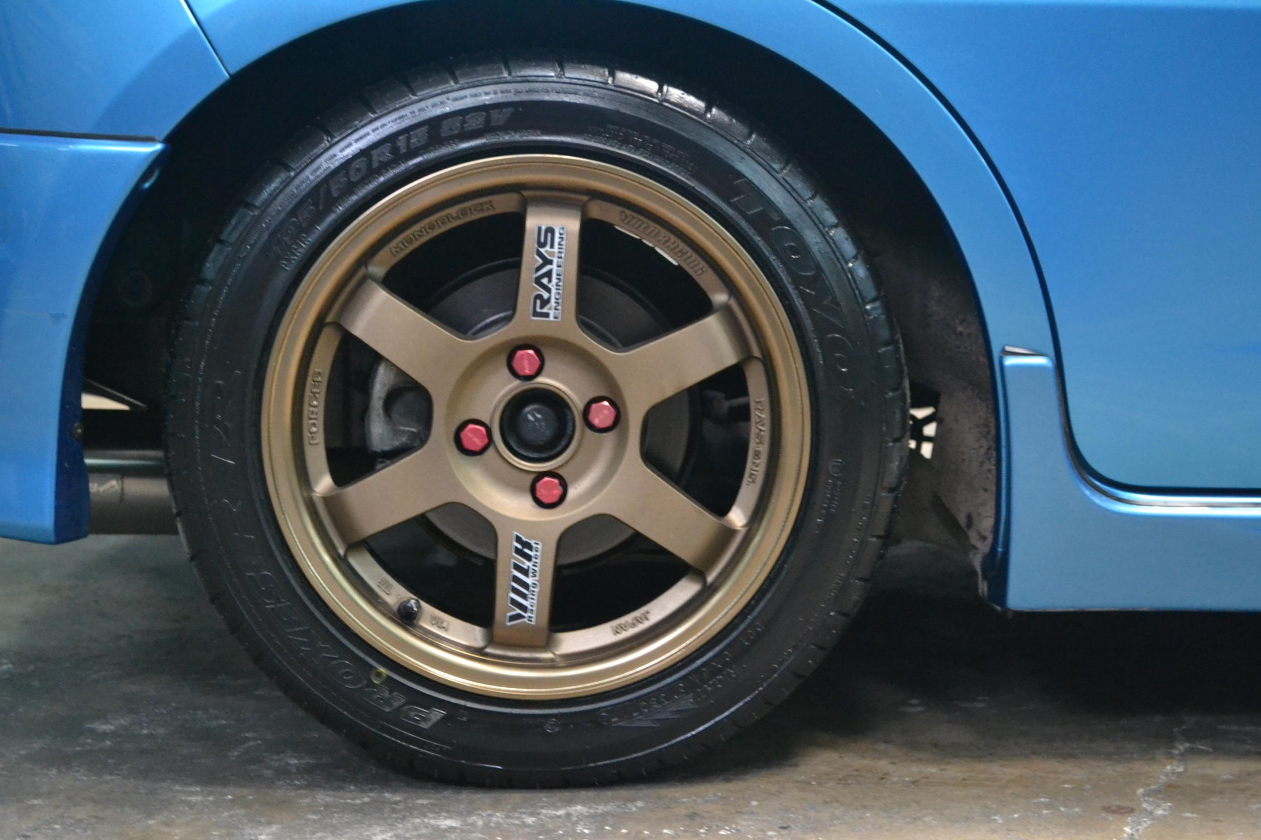 ยางใหม่ TOYO R1R 195/50-15 ขายราคาส่ง