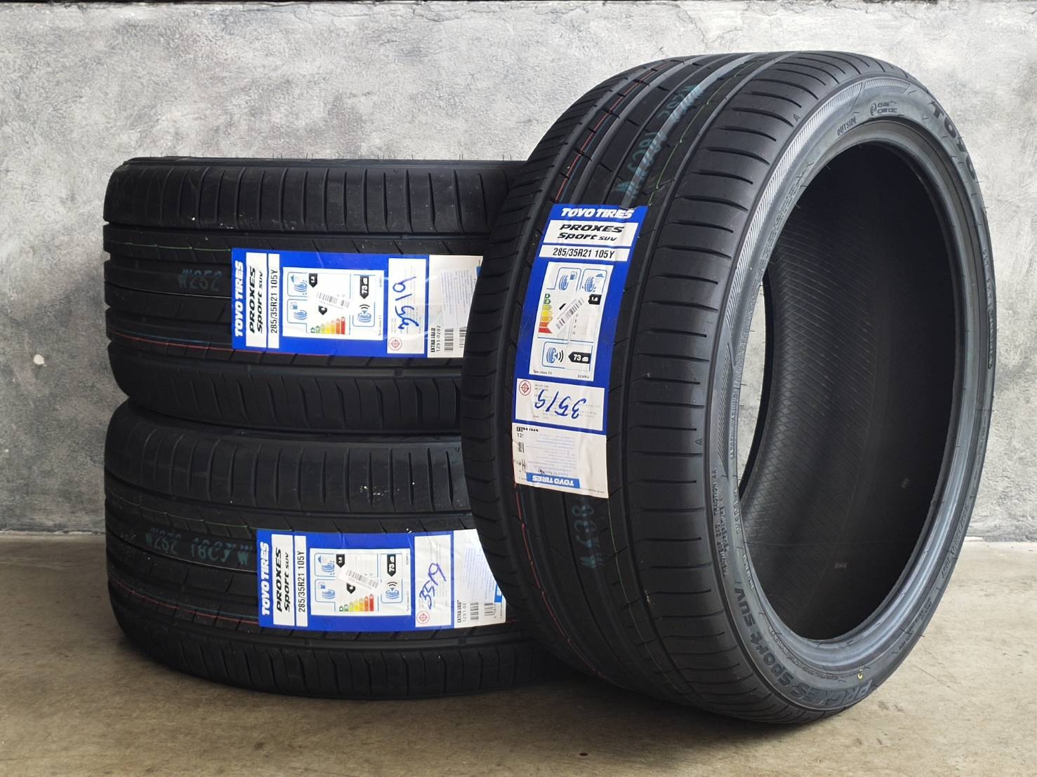 TOYO PROXES SPORT SUV 285/35R21