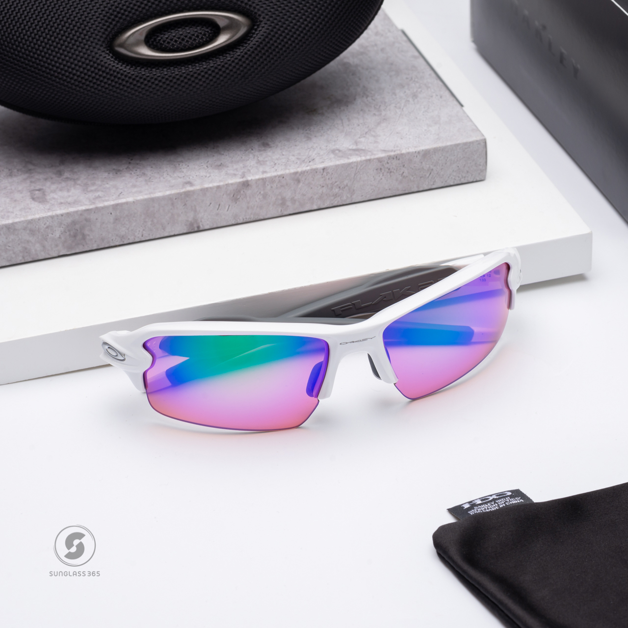 Oakley OO9271-10 Flak 2.0 (A) Polished White Prizm Golf