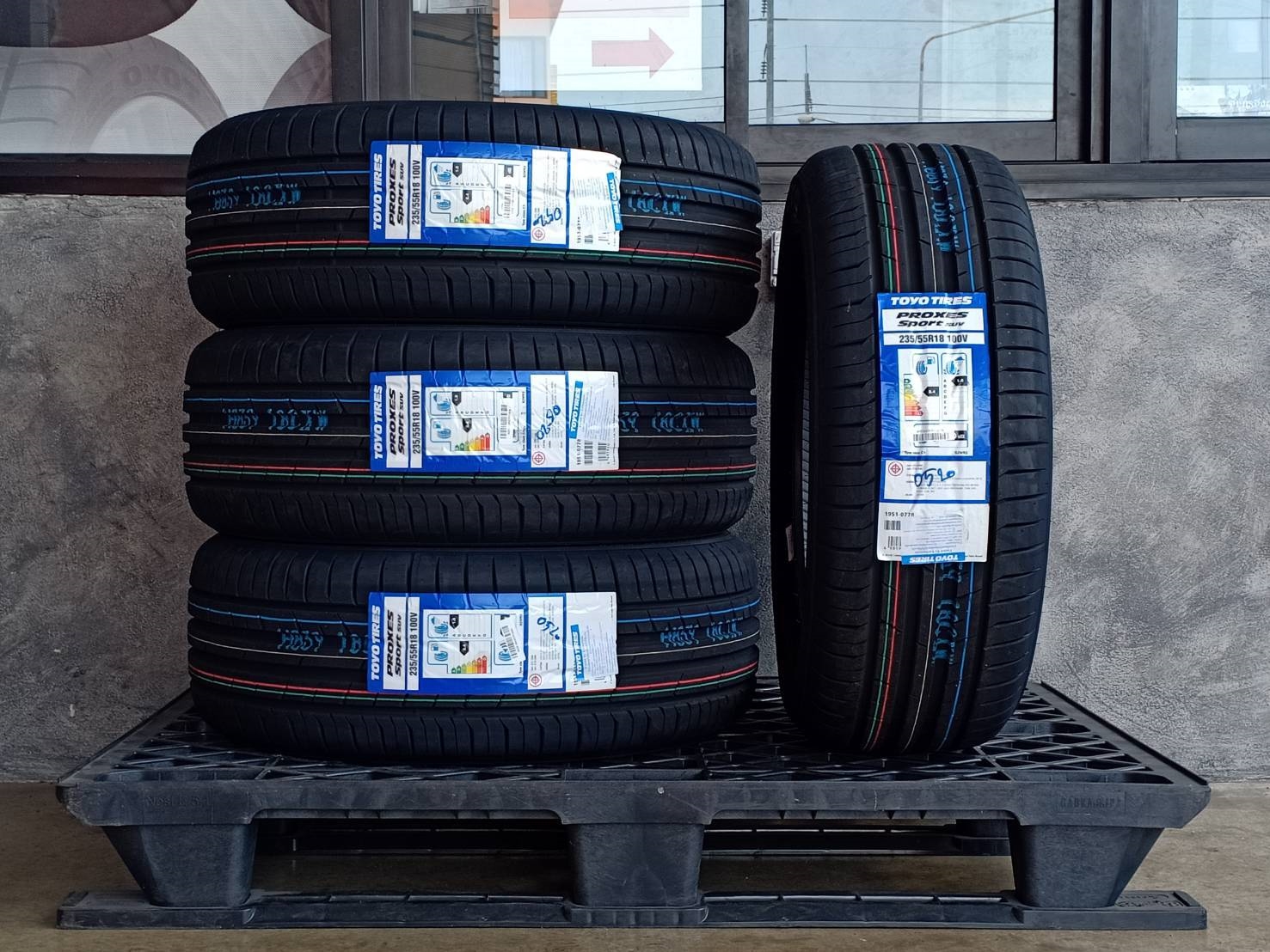 TOYO PROXES SPORT SUV 235/55R18 ปี20 ยางญี่ปุ่น