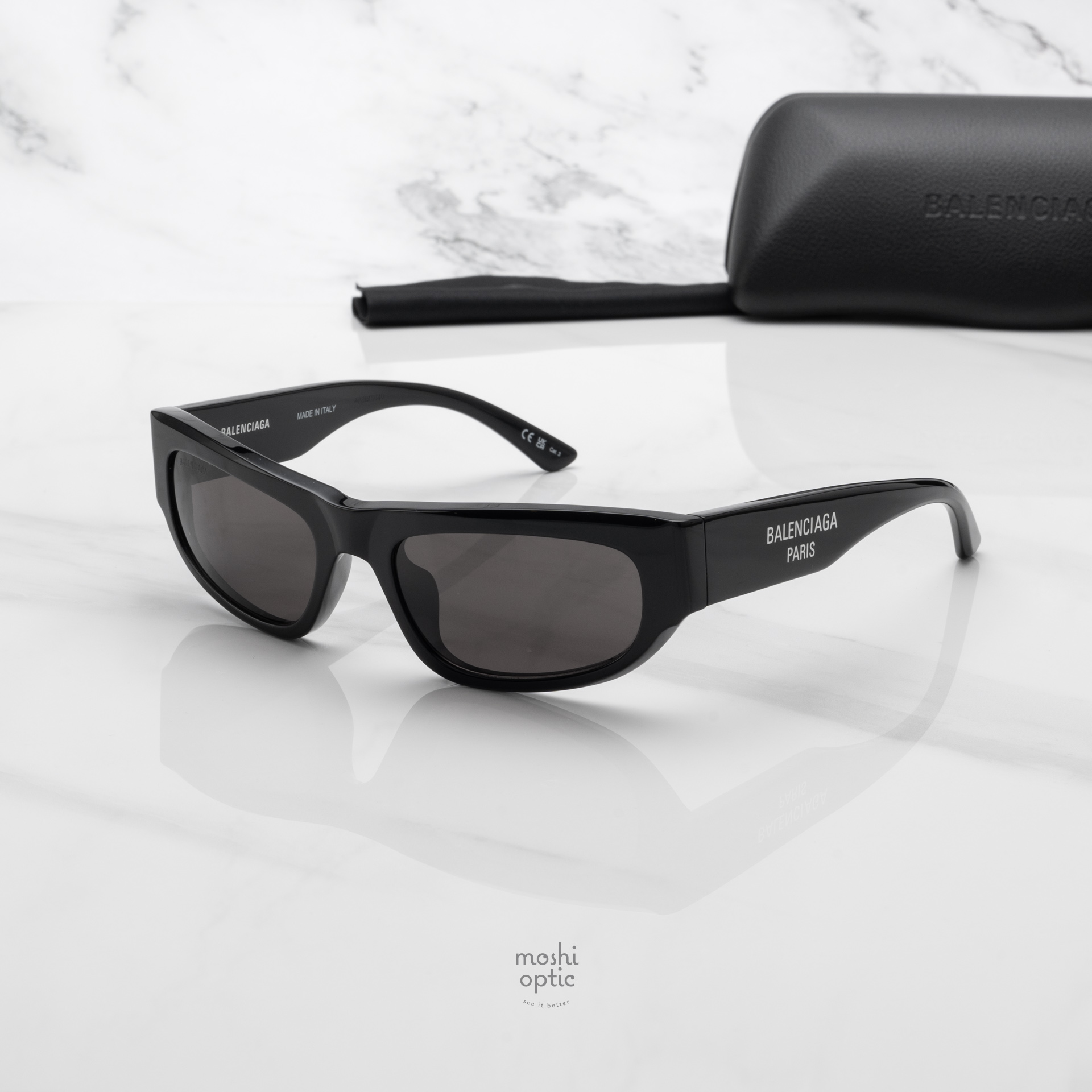 แว่นกันแดด Balenciaga BB0388S 001